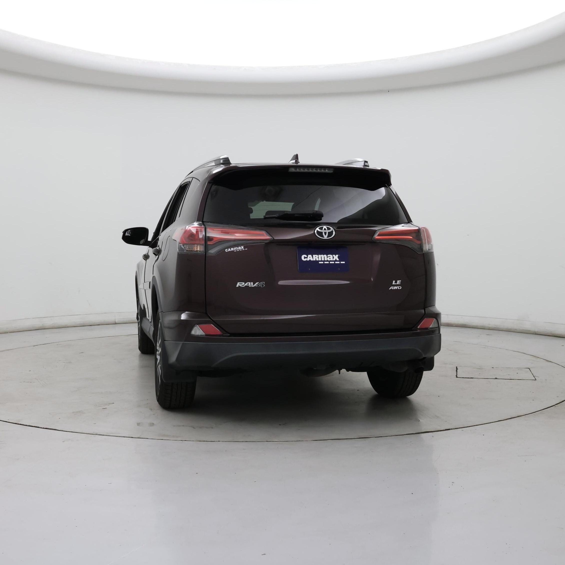 Thumbnail: 2017 Toyota RAV4 - 6