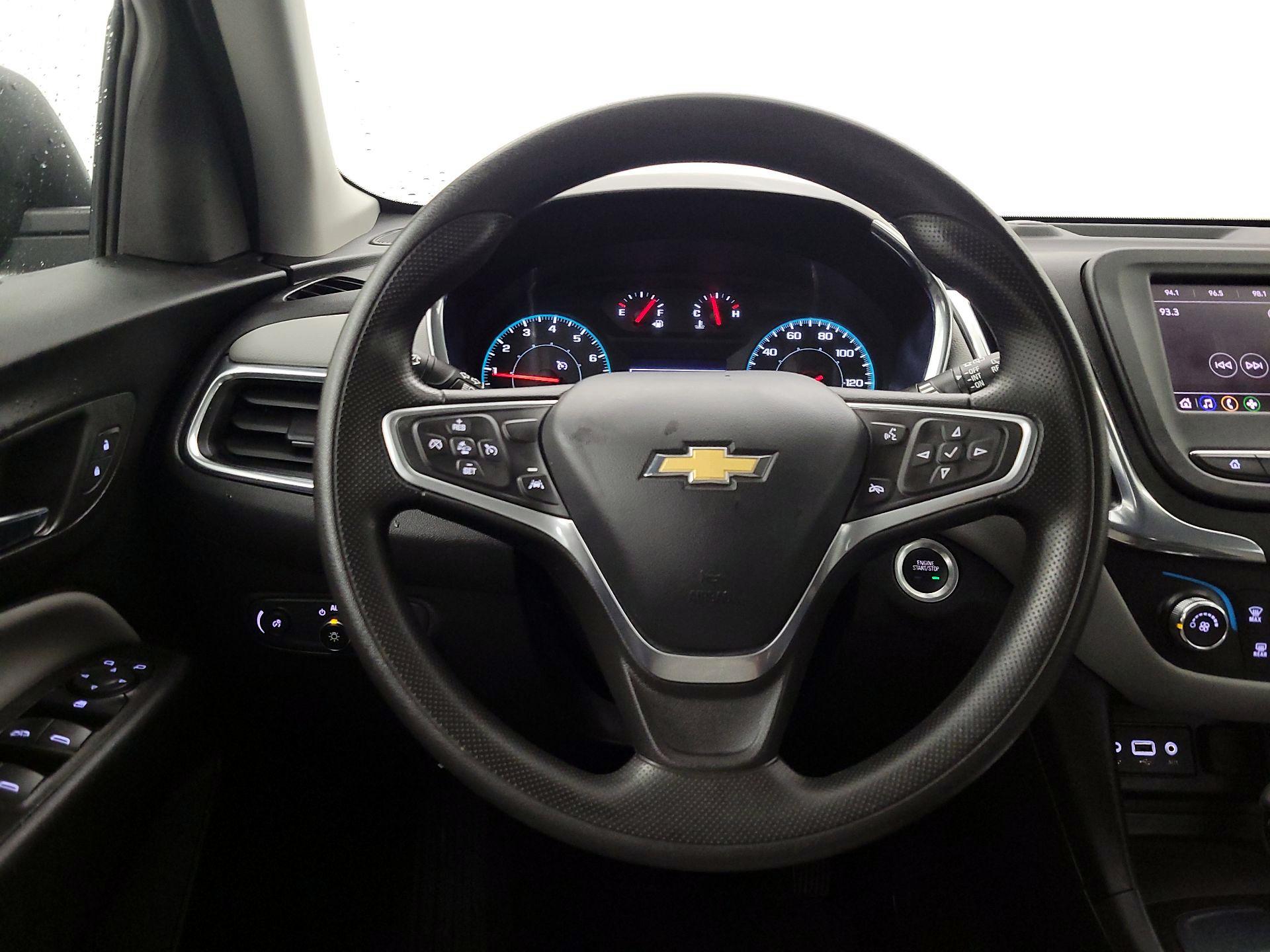 Thumbnail: 2023 Chevrolet Equinox - 10