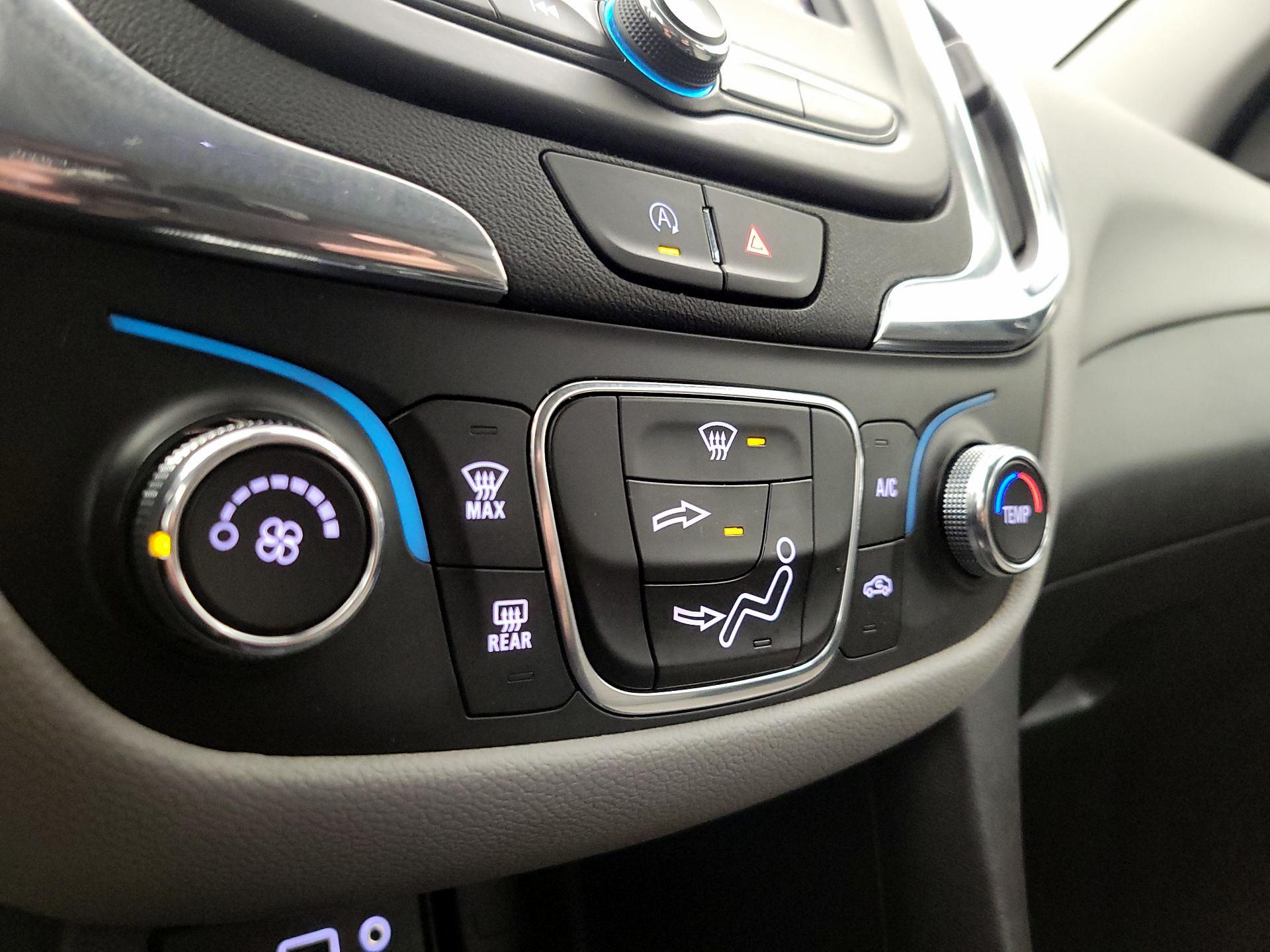 Thumbnail: 2023 Chevrolet Equinox - 16