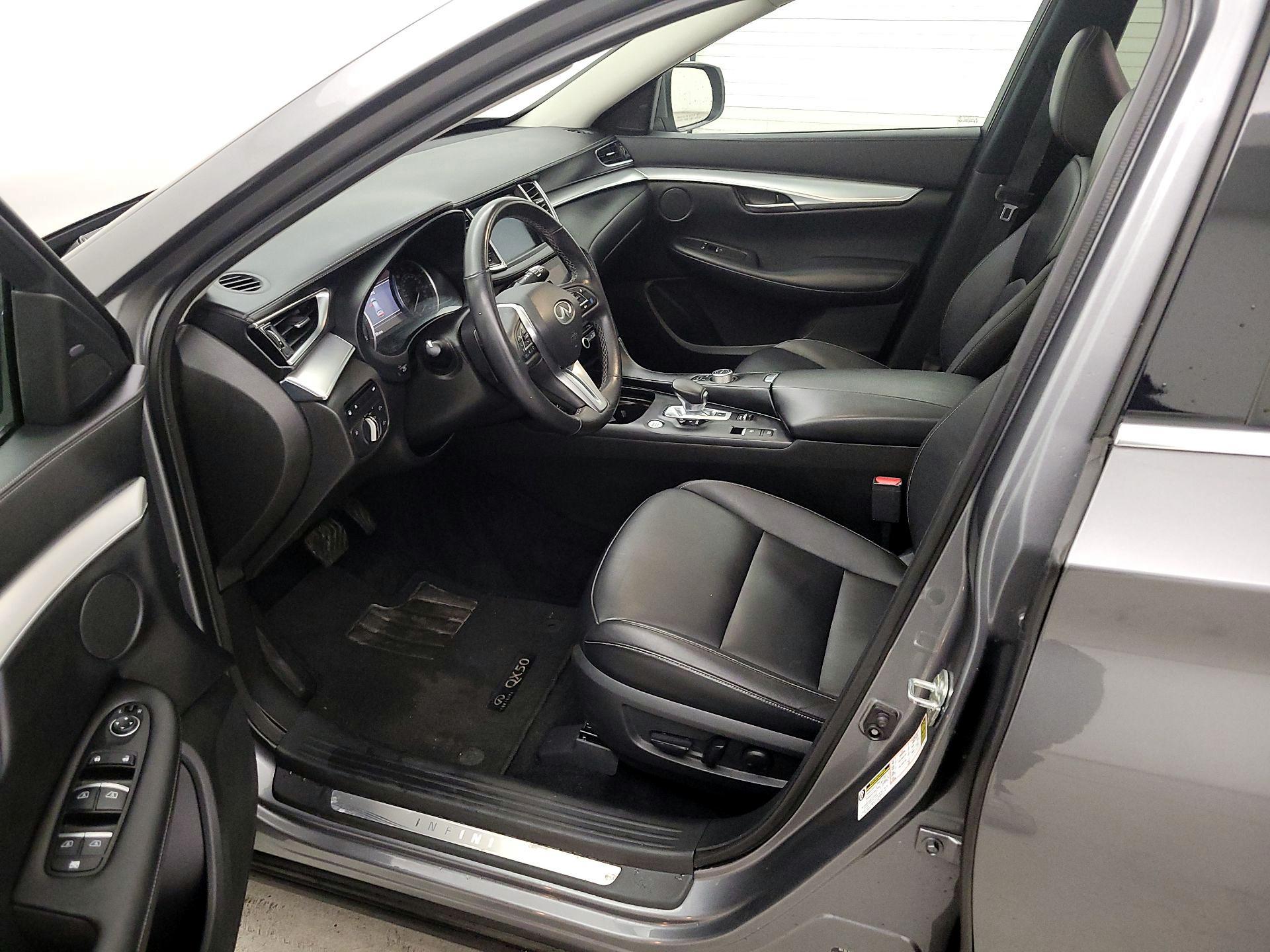 Thumbnail: 2021 INFINITI QX50 - 11