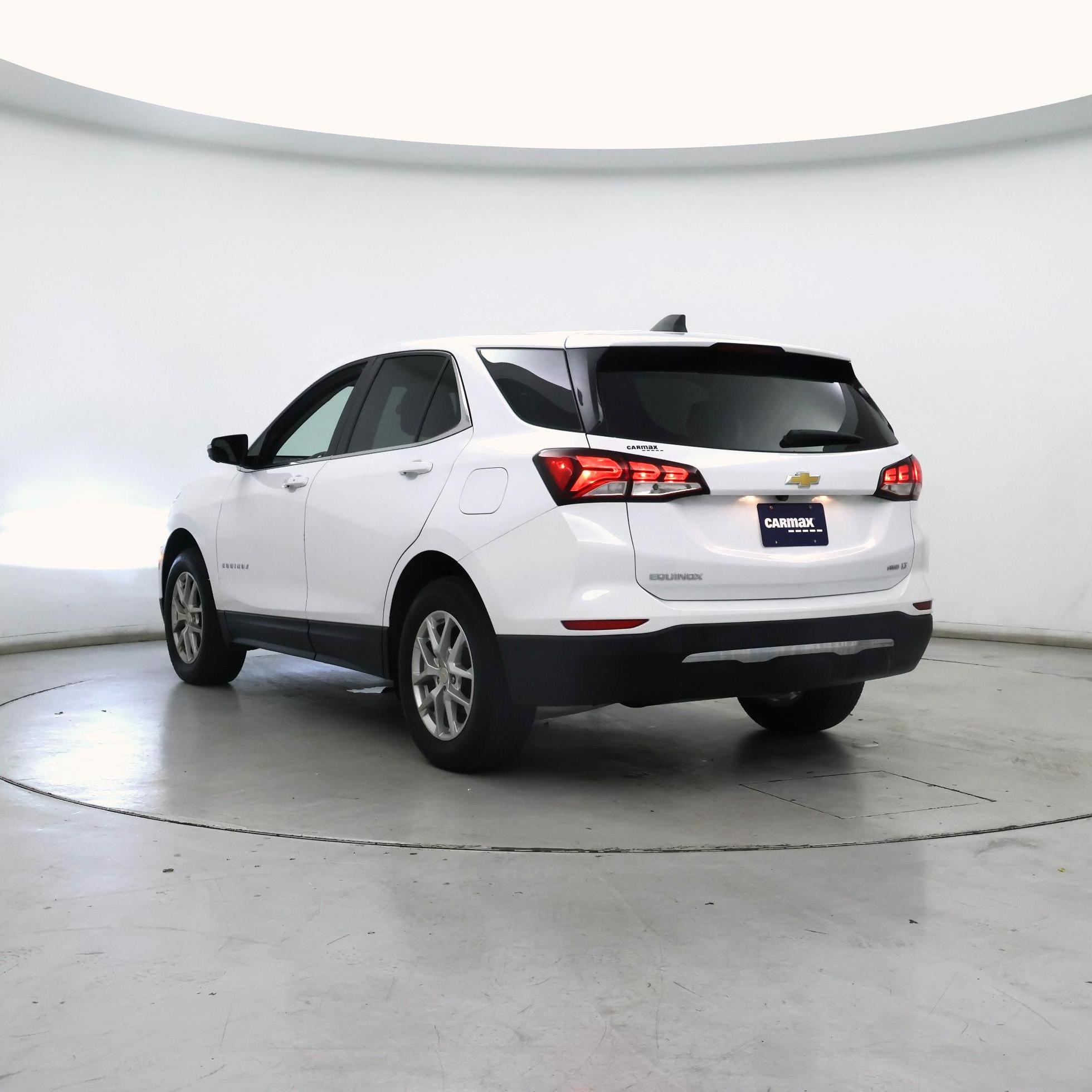 Thumbnail: 2022 Chevrolet Equinox - 2