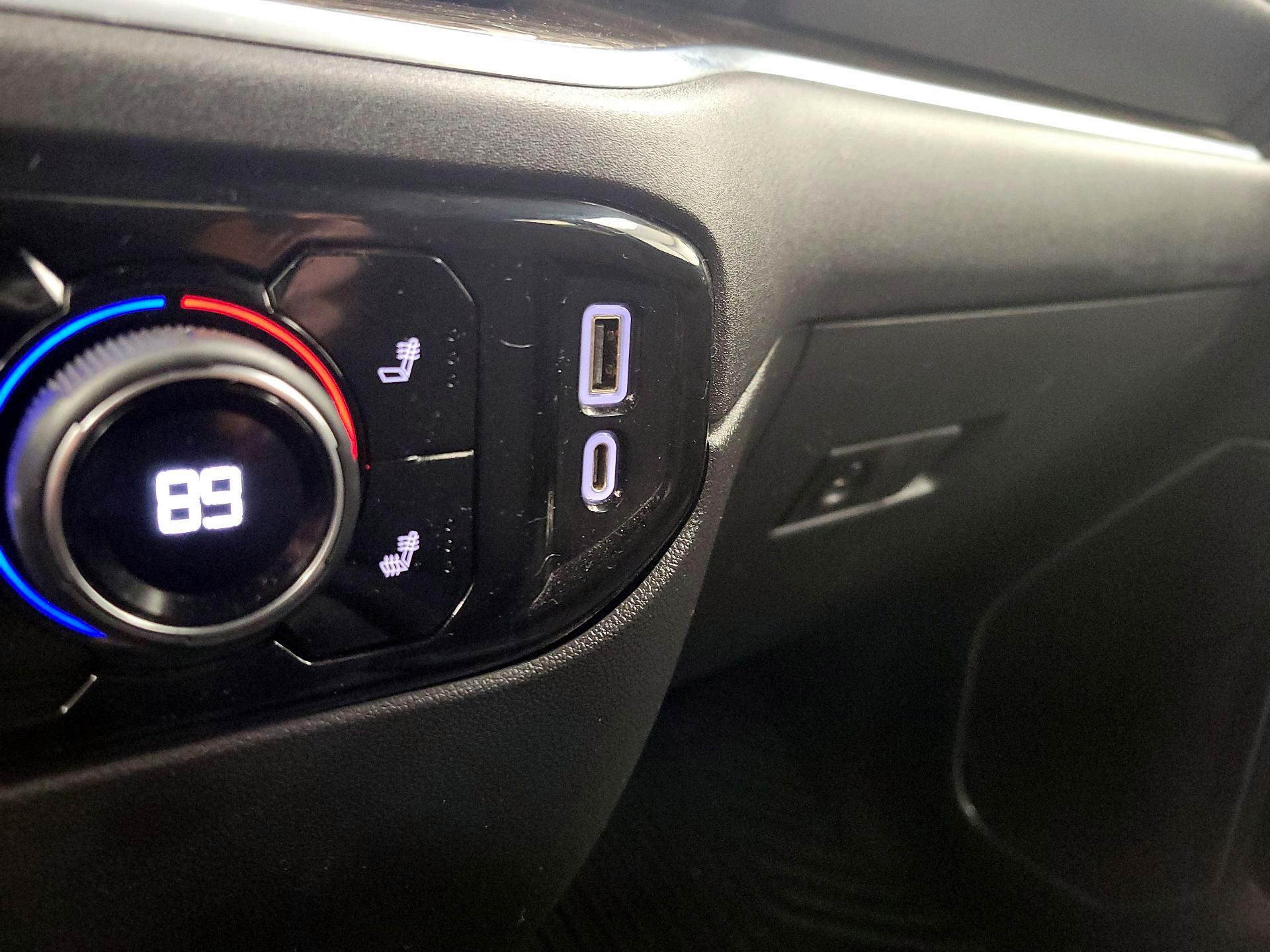 Thumbnail: 2022 Chevrolet Silverado 1500 - 18