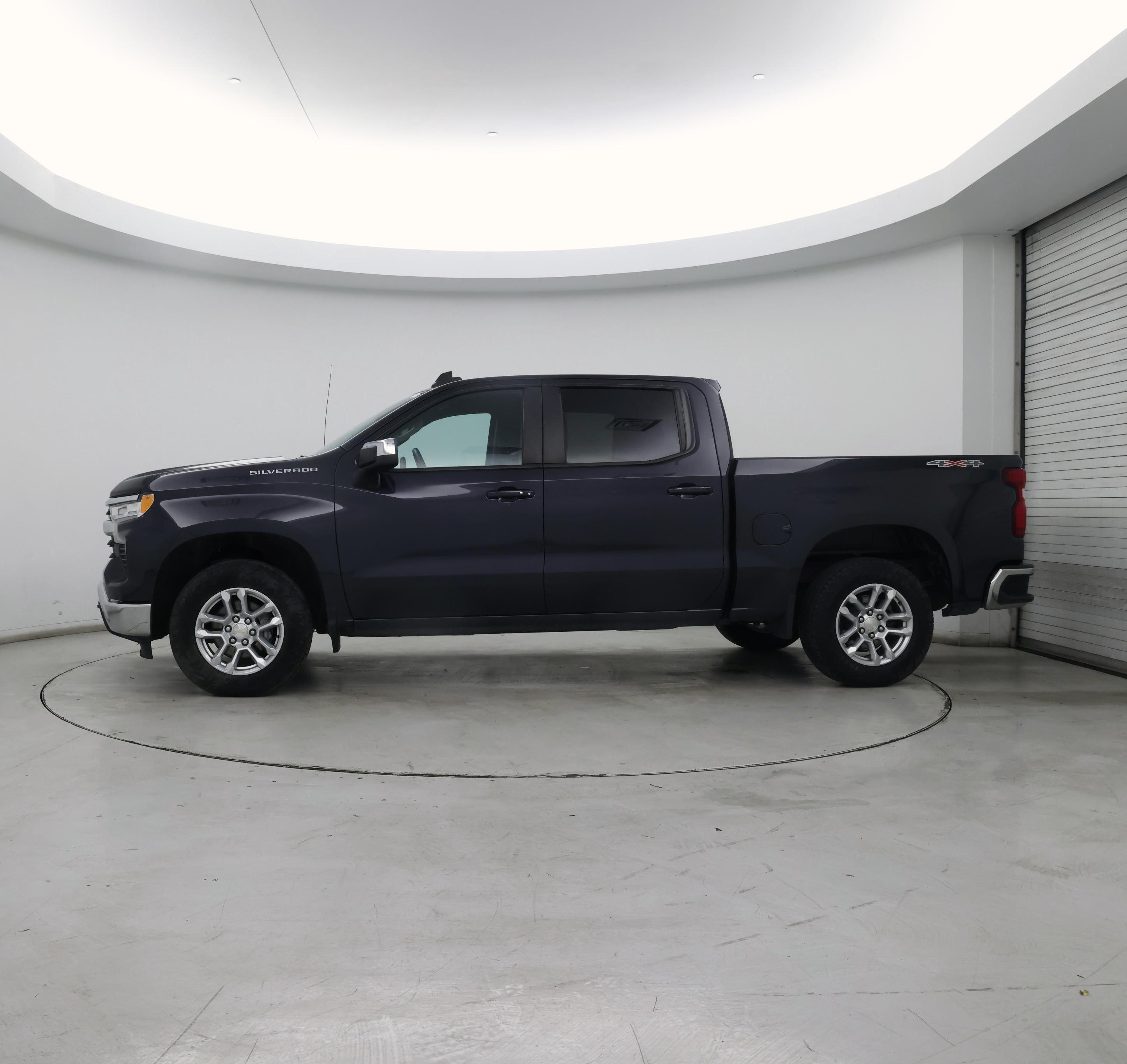 Thumbnail: 2022 Chevrolet Silverado 1500 - 3