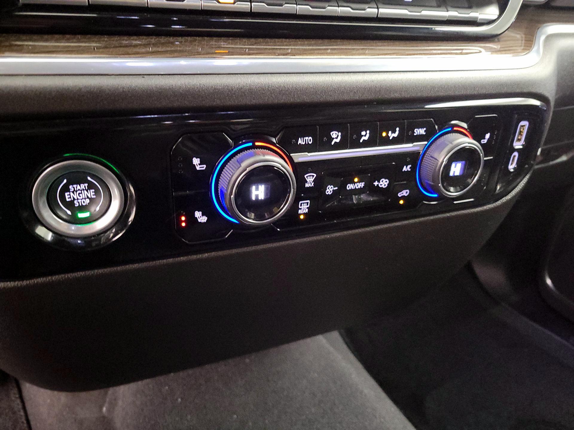 Thumbnail: 2023 Chevrolet Silverado 1500 - 16