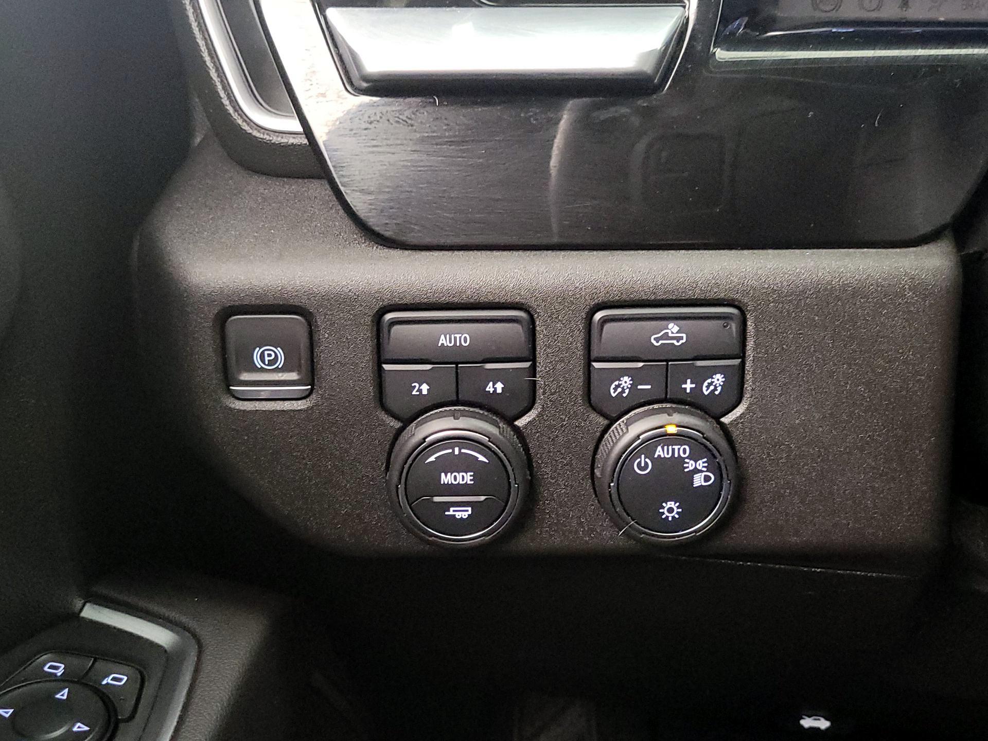 Thumbnail: 2022 Chevrolet Silverado 1500 - 13