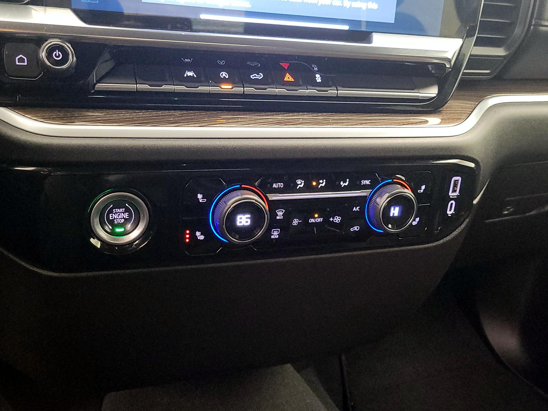 Thumbnail: 2022 Chevrolet Silverado 1500 - 16