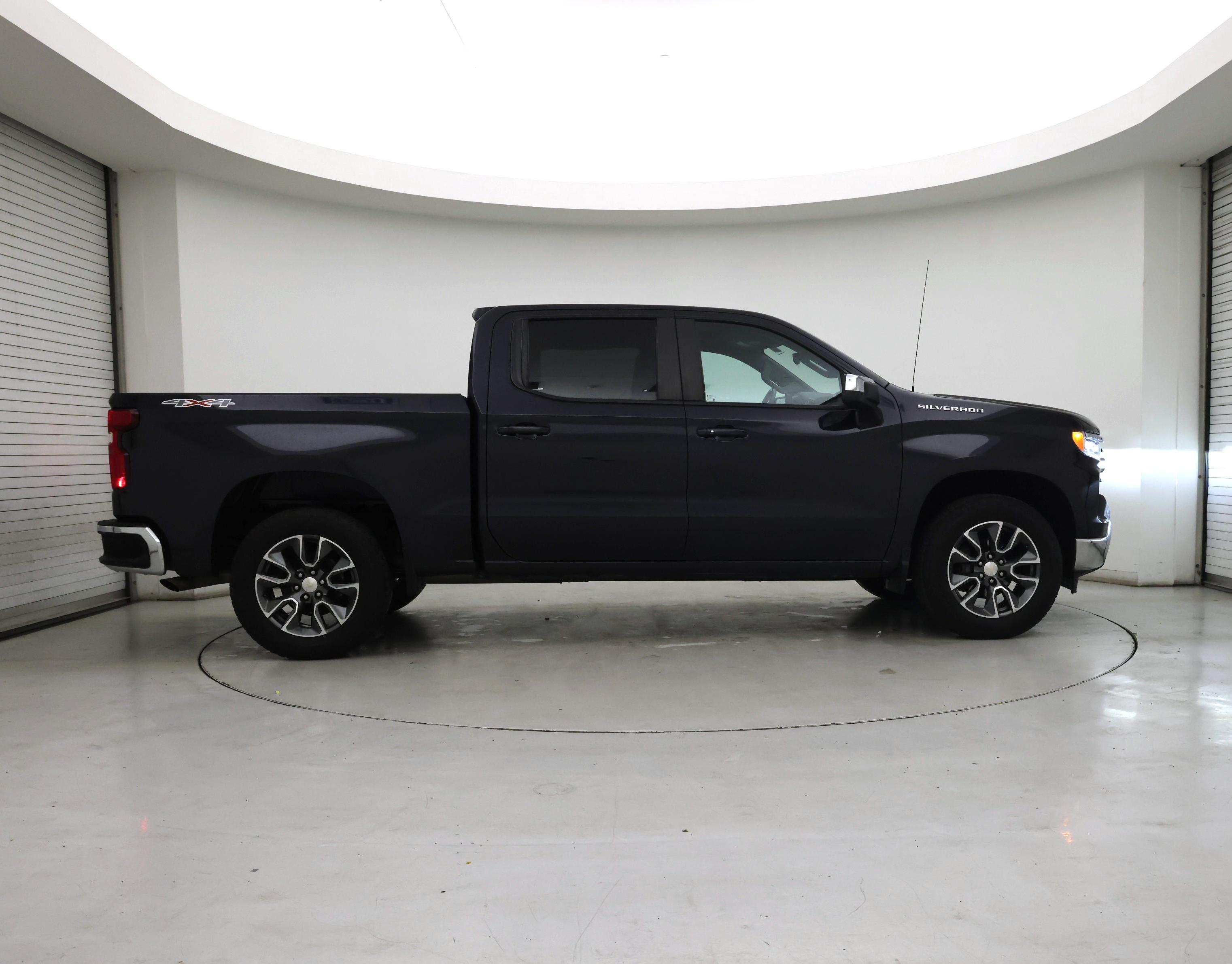 Thumbnail: 2022 Chevrolet Silverado 1500 - 7