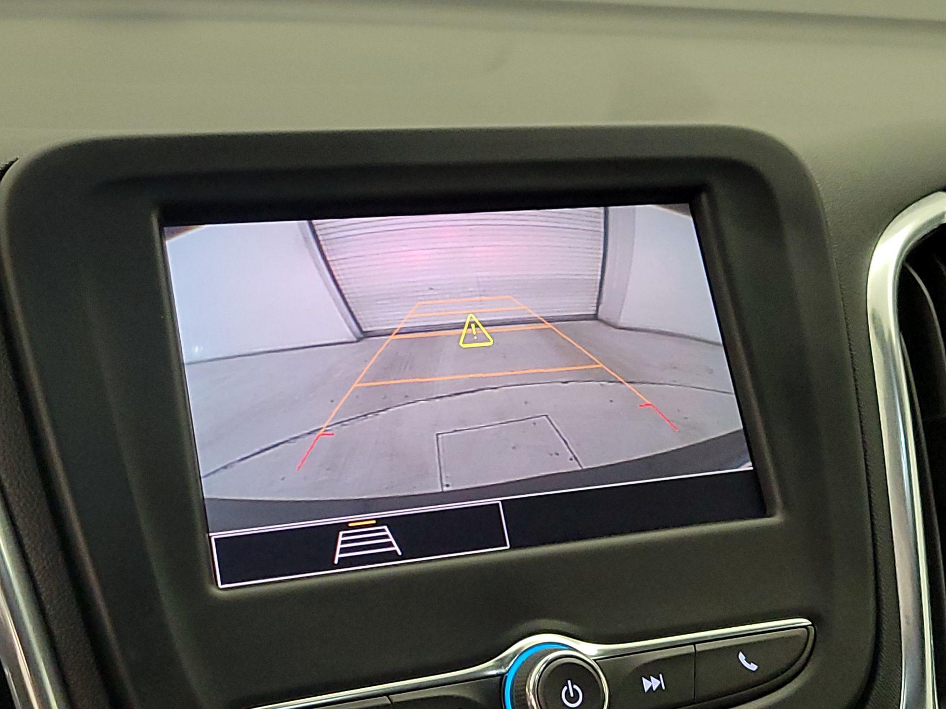 Thumbnail: 2022 Chevrolet Equinox - 14