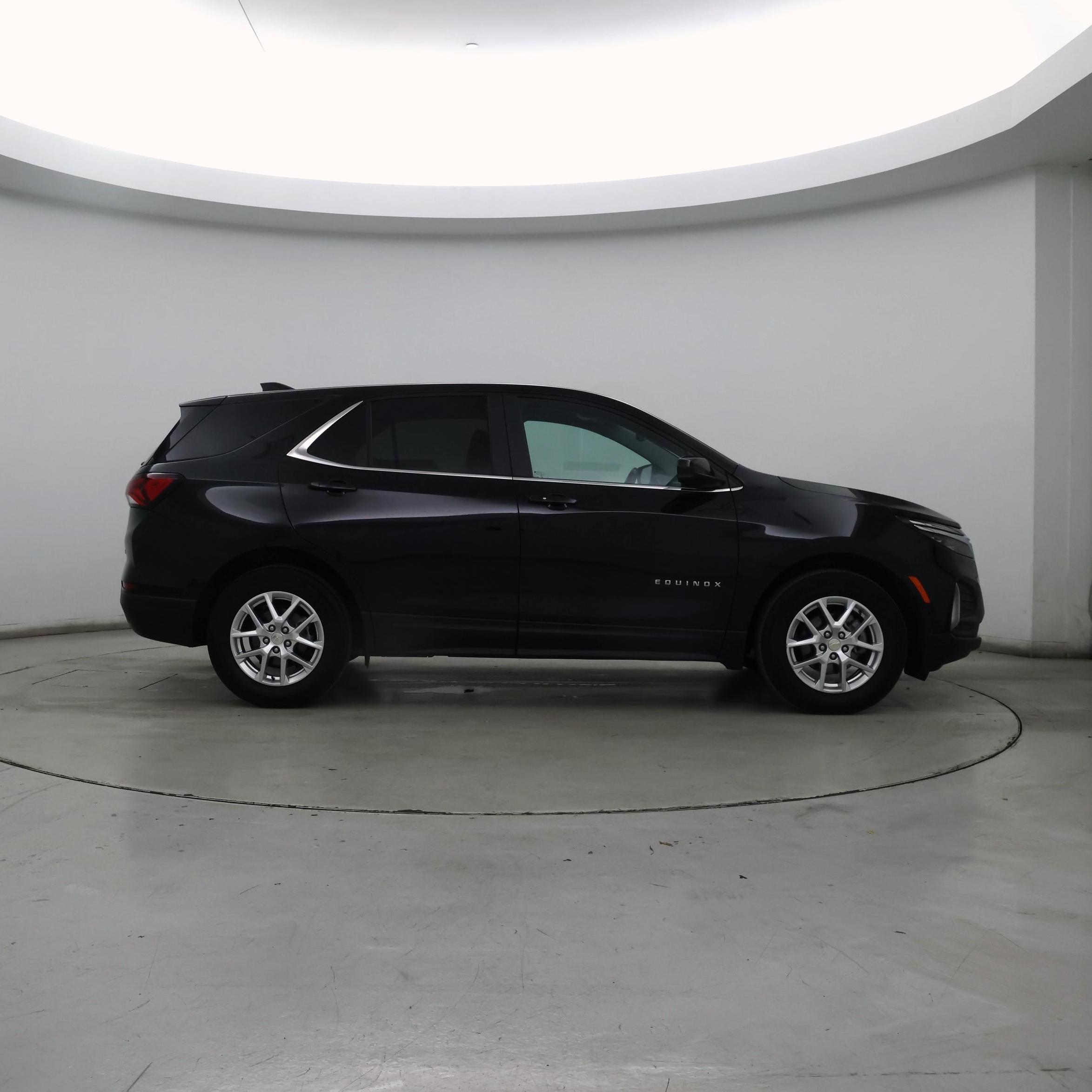 Thumbnail: 2022 Chevrolet Equinox - 7