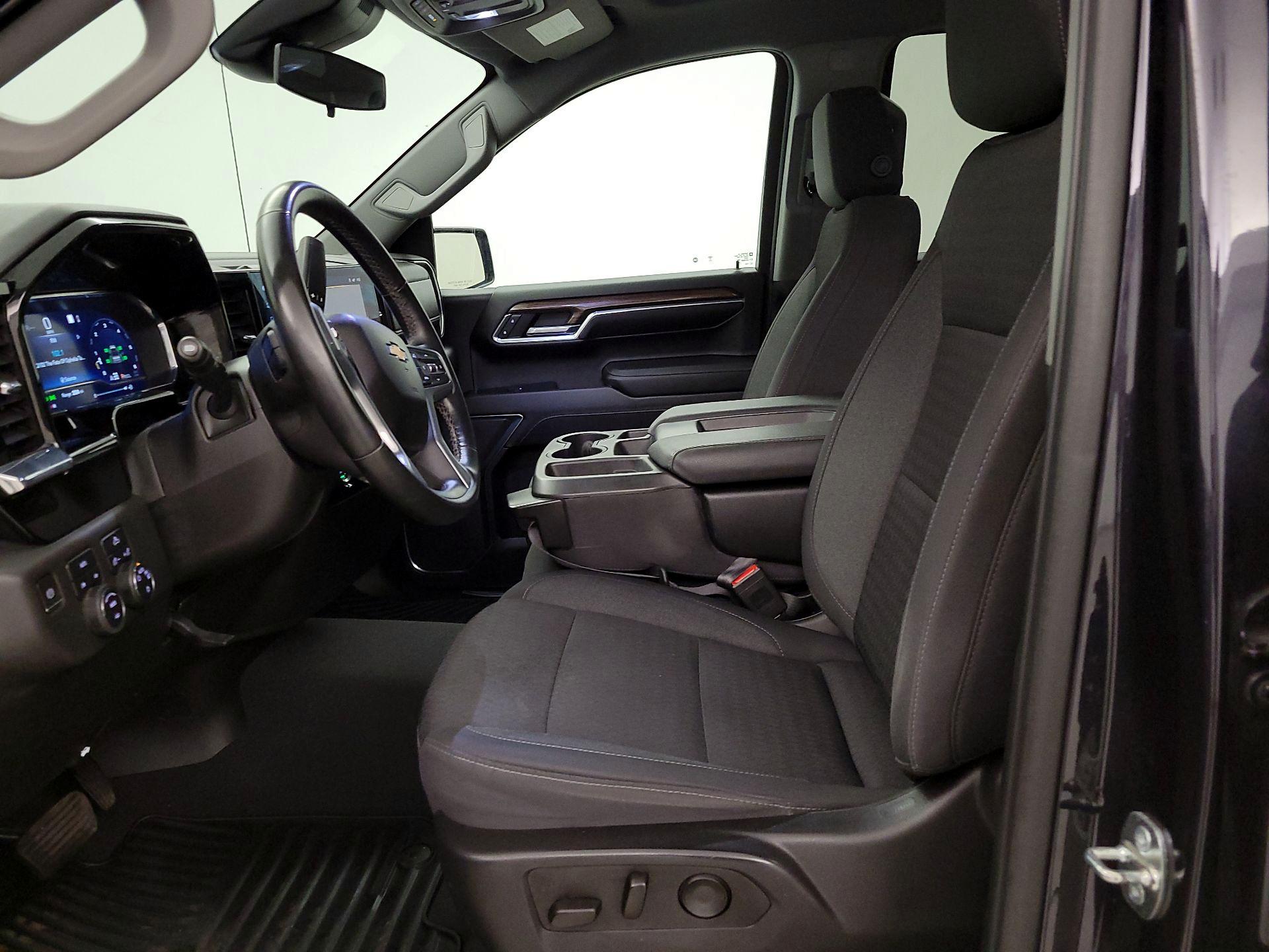 Thumbnail: 2023 Chevrolet Silverado 1500 - 11