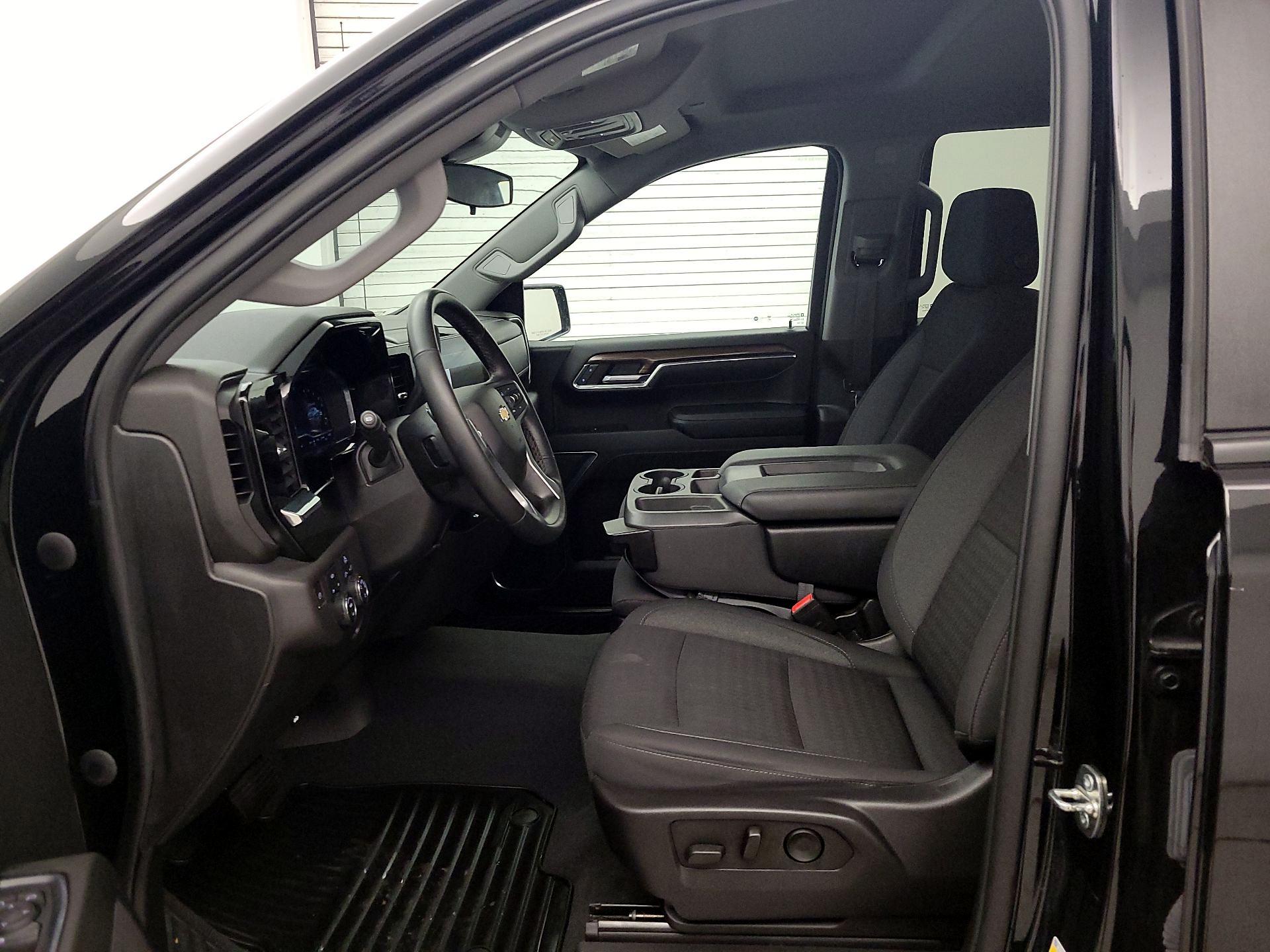 Thumbnail: 2023 Chevrolet Silverado 1500 - 11