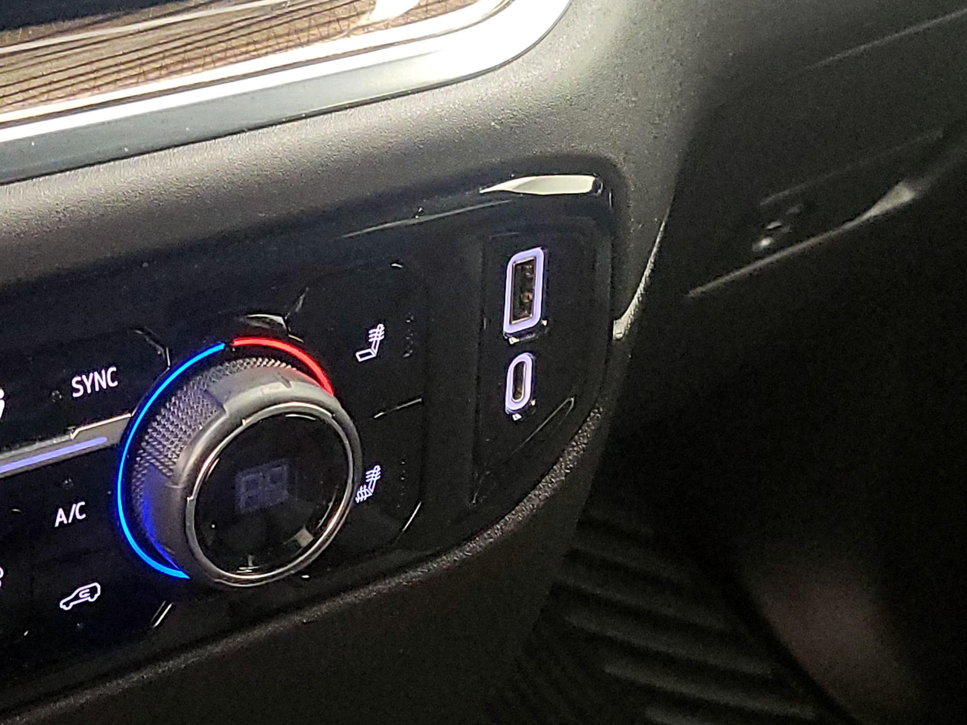 Thumbnail: 2022 Chevrolet Silverado 1500 - 19