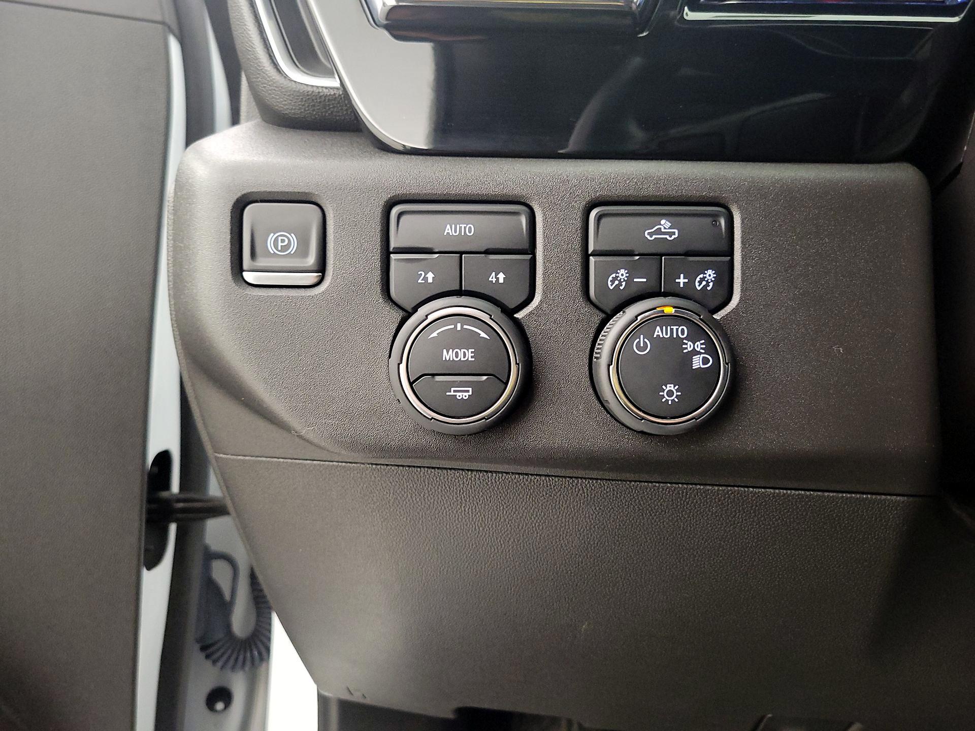 Thumbnail: 2024 Chevrolet Silverado 1500 - 13