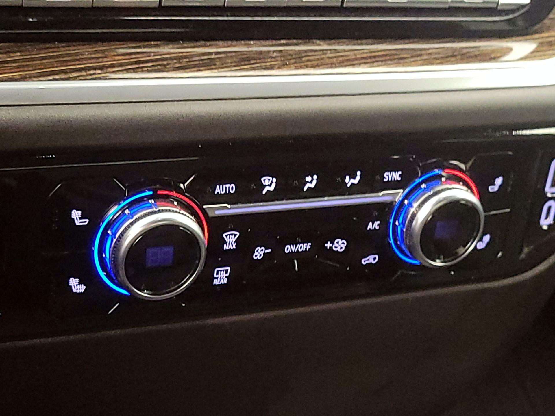 Thumbnail: 2023 GMC Sierra 1500 - 17