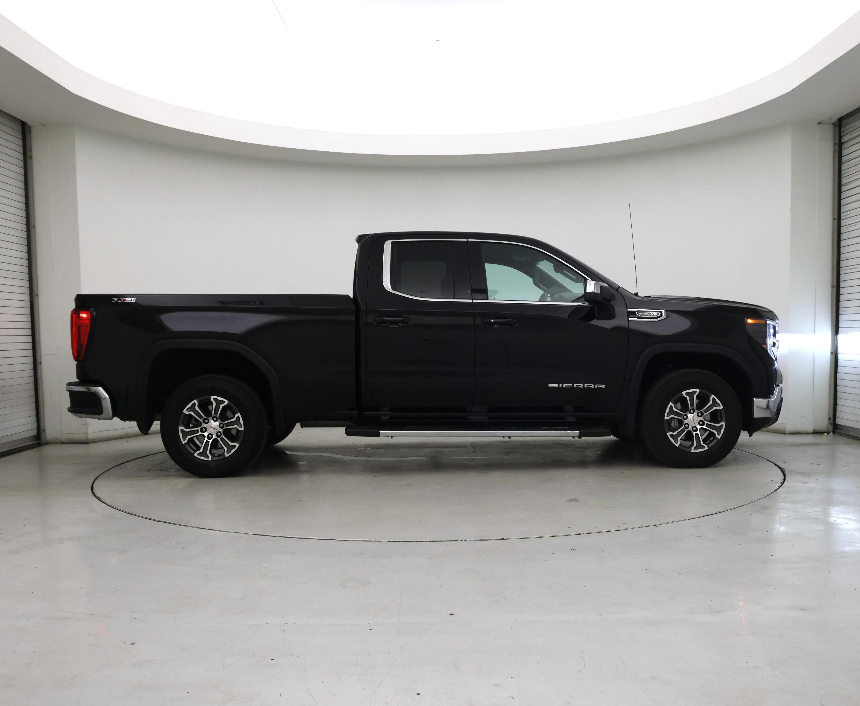 Thumbnail: 2023 GMC Sierra 1500 - 7