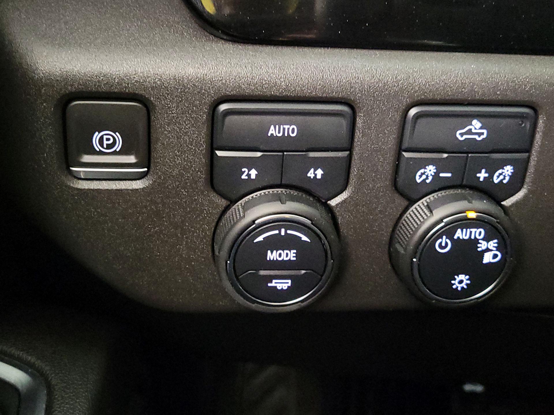 Thumbnail: 2023 Chevrolet Silverado 1500 - 13