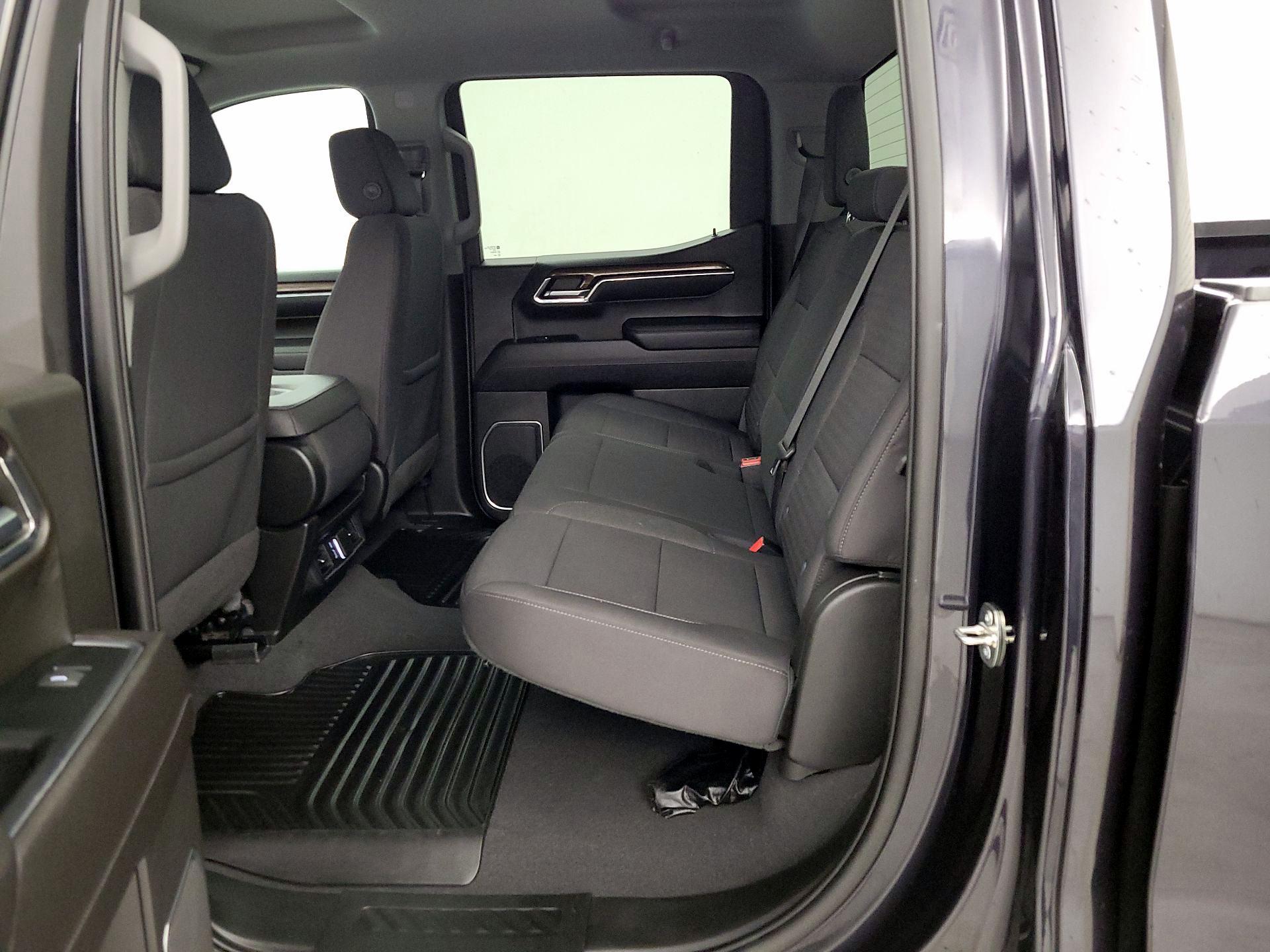 Thumbnail: 2023 Chevrolet Silverado 1500 - 19