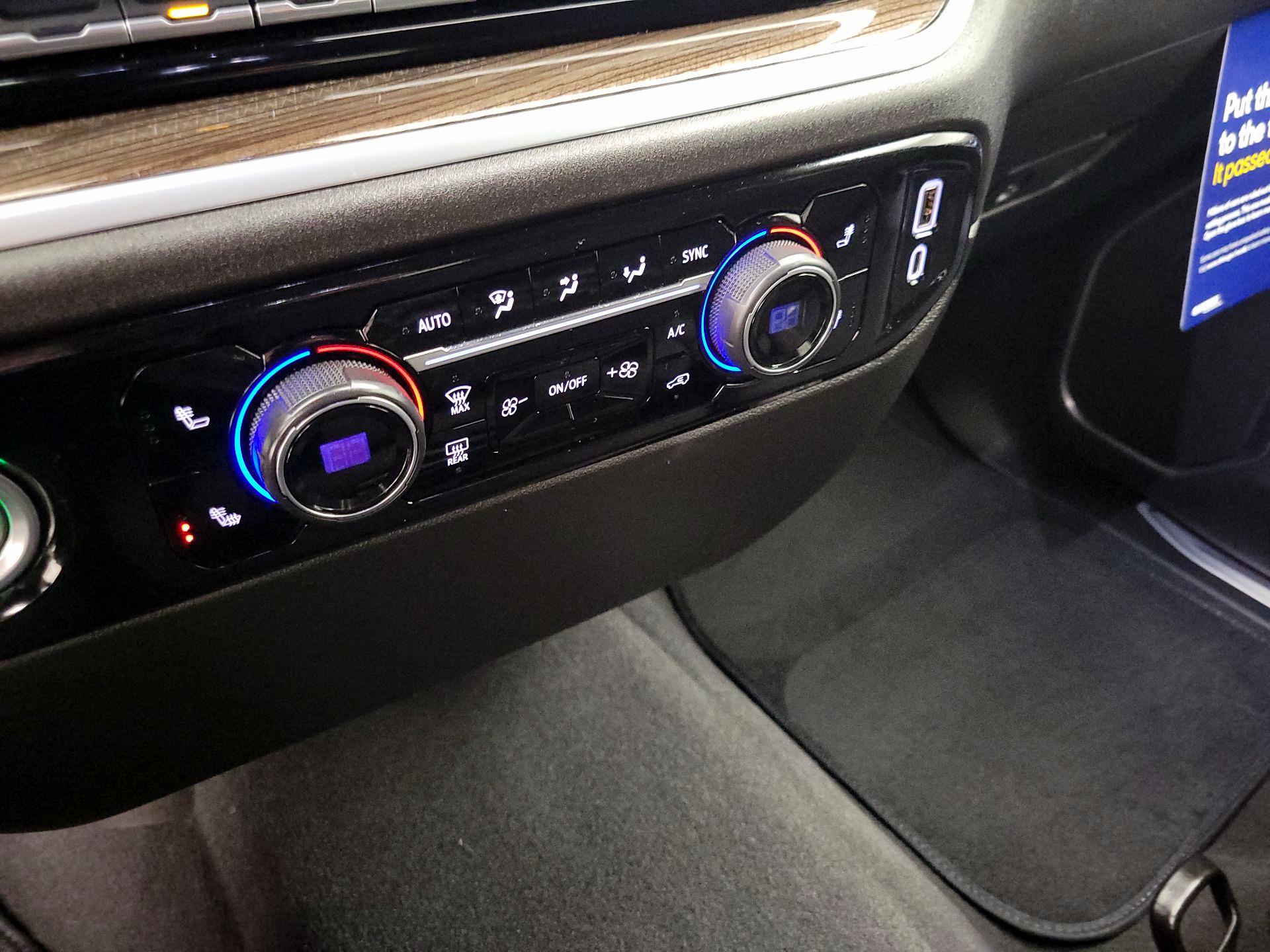 Thumbnail: 2022 Chevrolet Silverado 1500 - 16