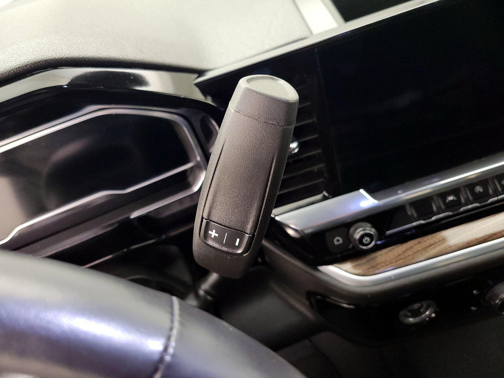 Thumbnail: 2022 Chevrolet Silverado 1500 - 17