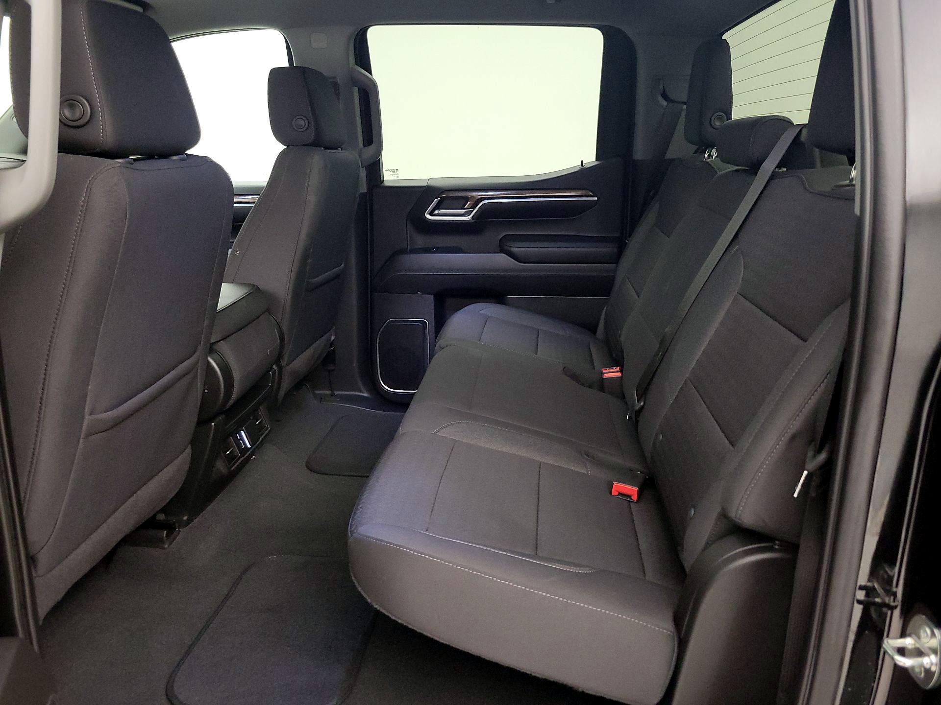 Thumbnail: 2022 Chevrolet Silverado 1500 - 19