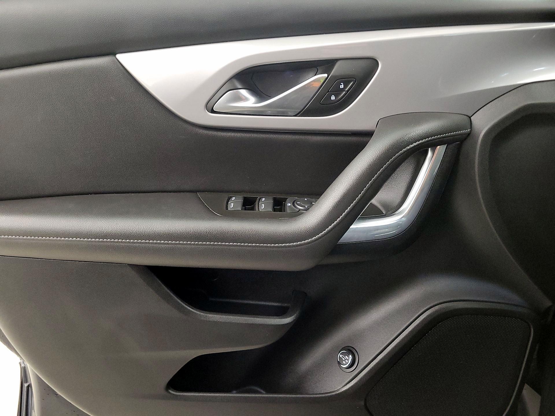 Thumbnail: 2022 Chevrolet Blazer - 12