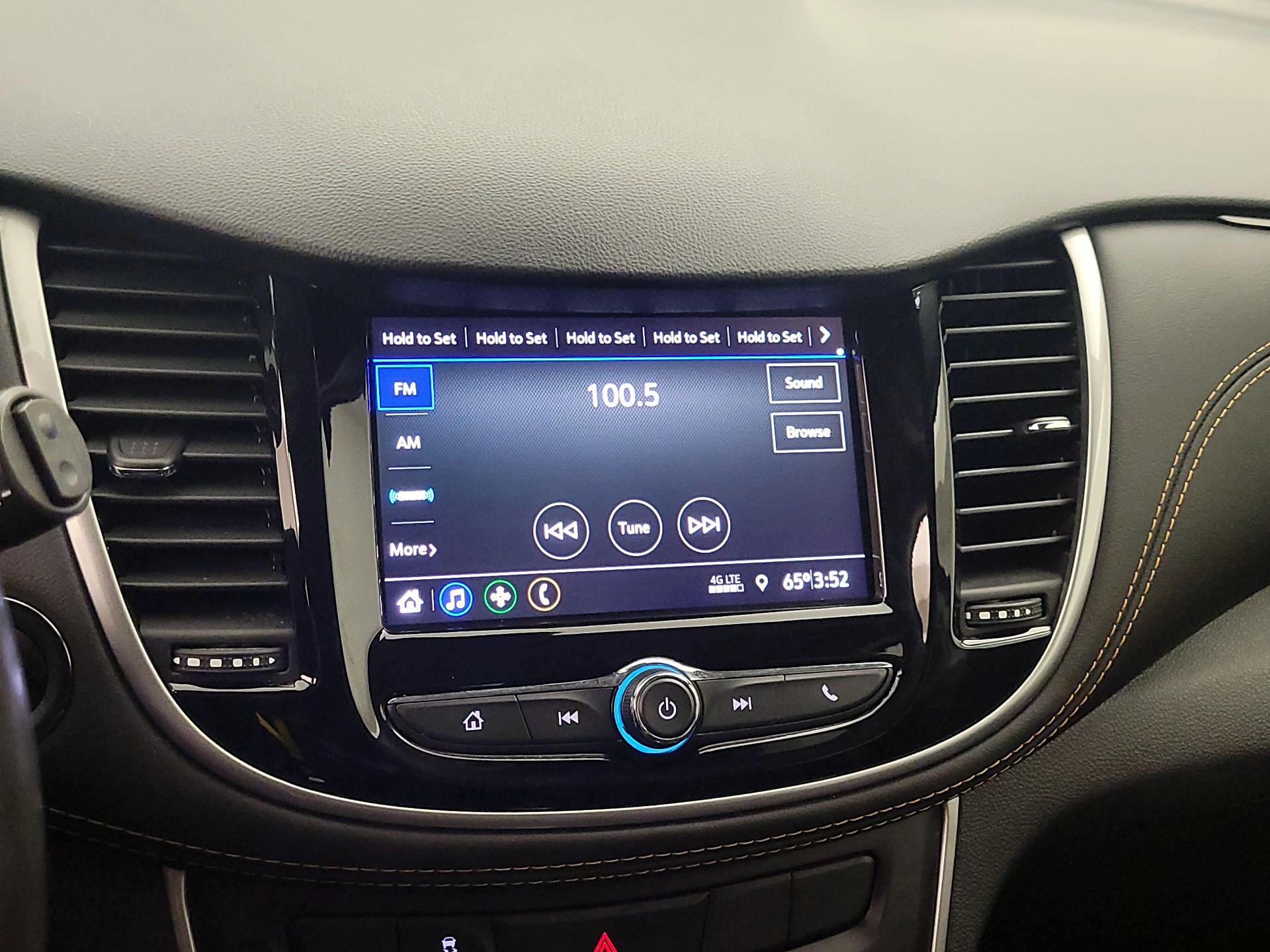 Thumbnail: 2021 Chevrolet Trax - 15