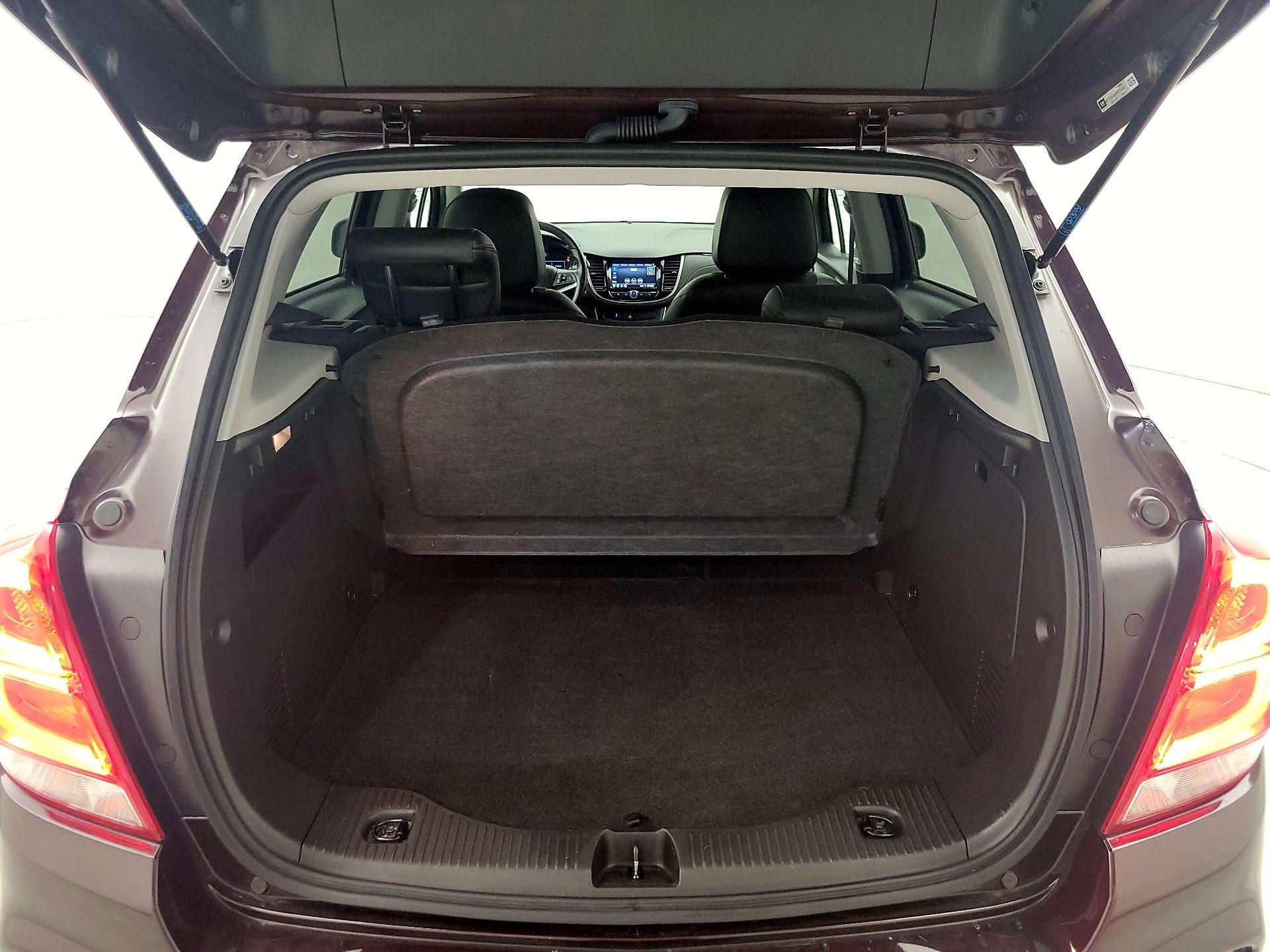 Thumbnail: 2021 Chevrolet Trax - 20