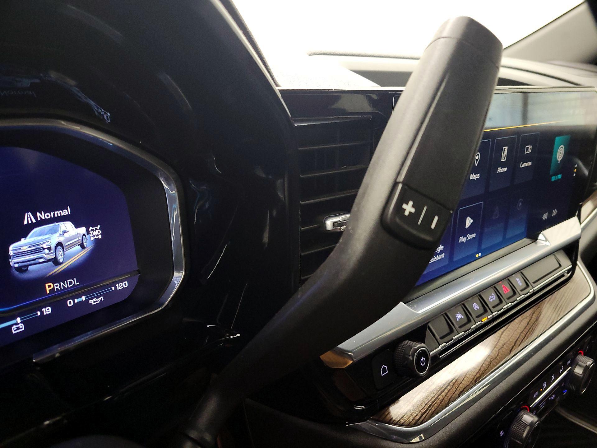 Thumbnail: 2023 Chevrolet Silverado 1500 - 17