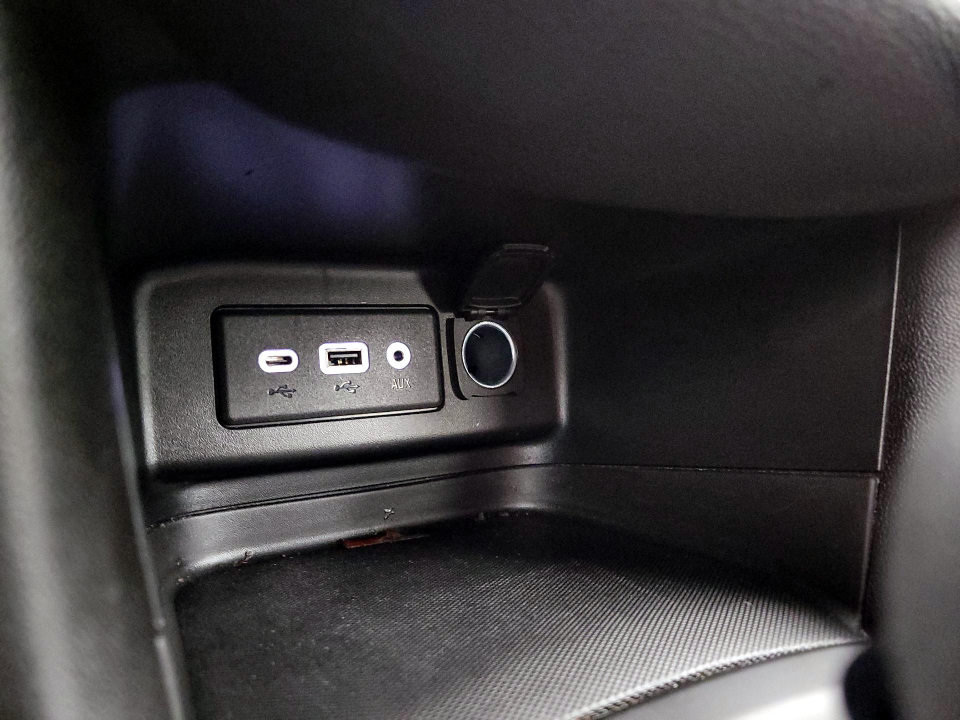 Thumbnail: 2023 Chevrolet Equinox - 18