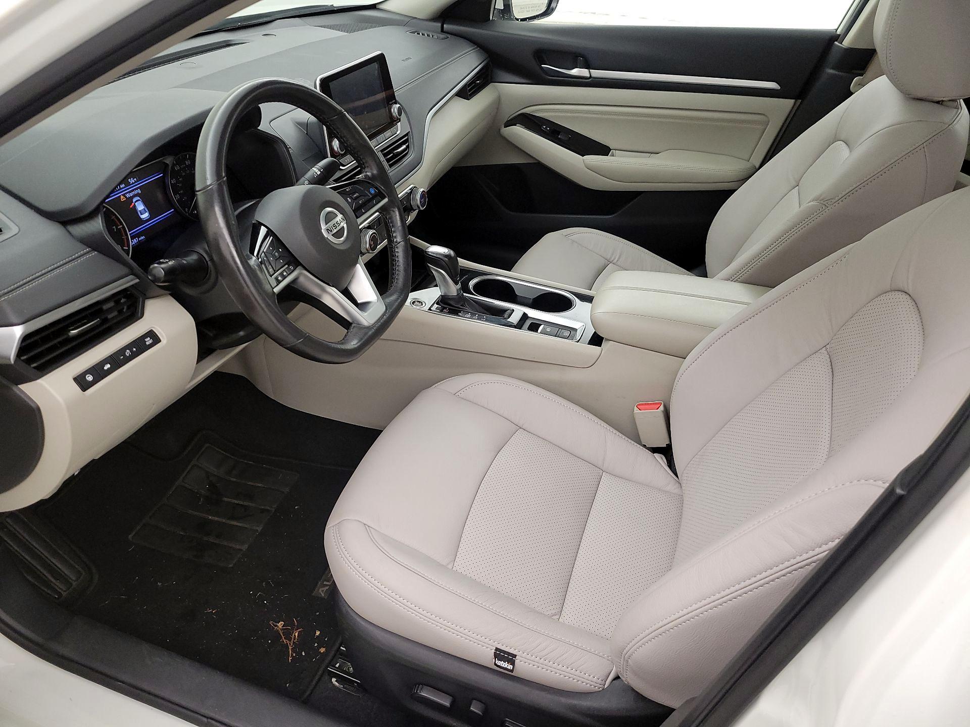 Thumbnail: 2022 Nissan Altima - 11