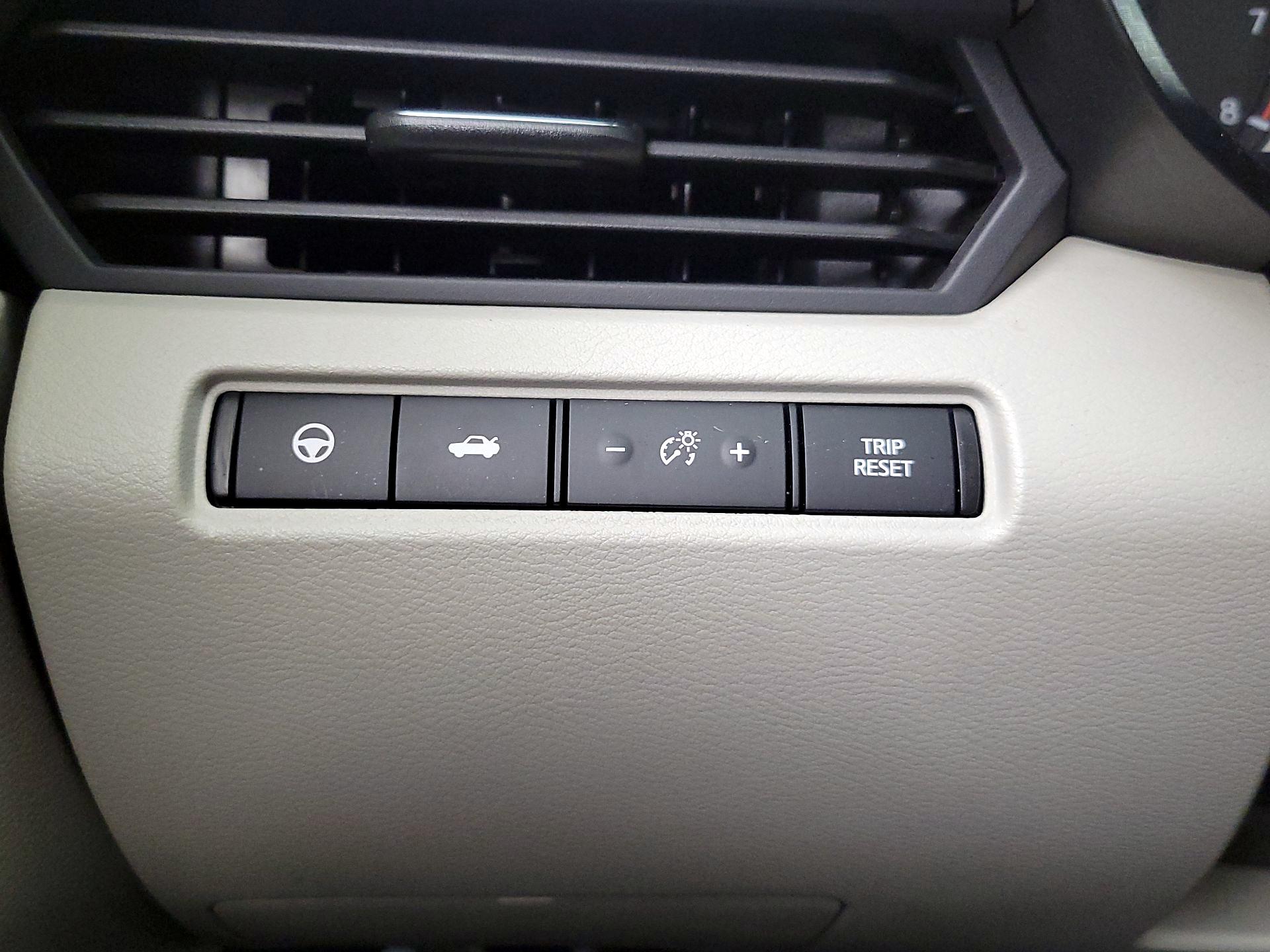 Thumbnail: 2022 Nissan Altima - 13