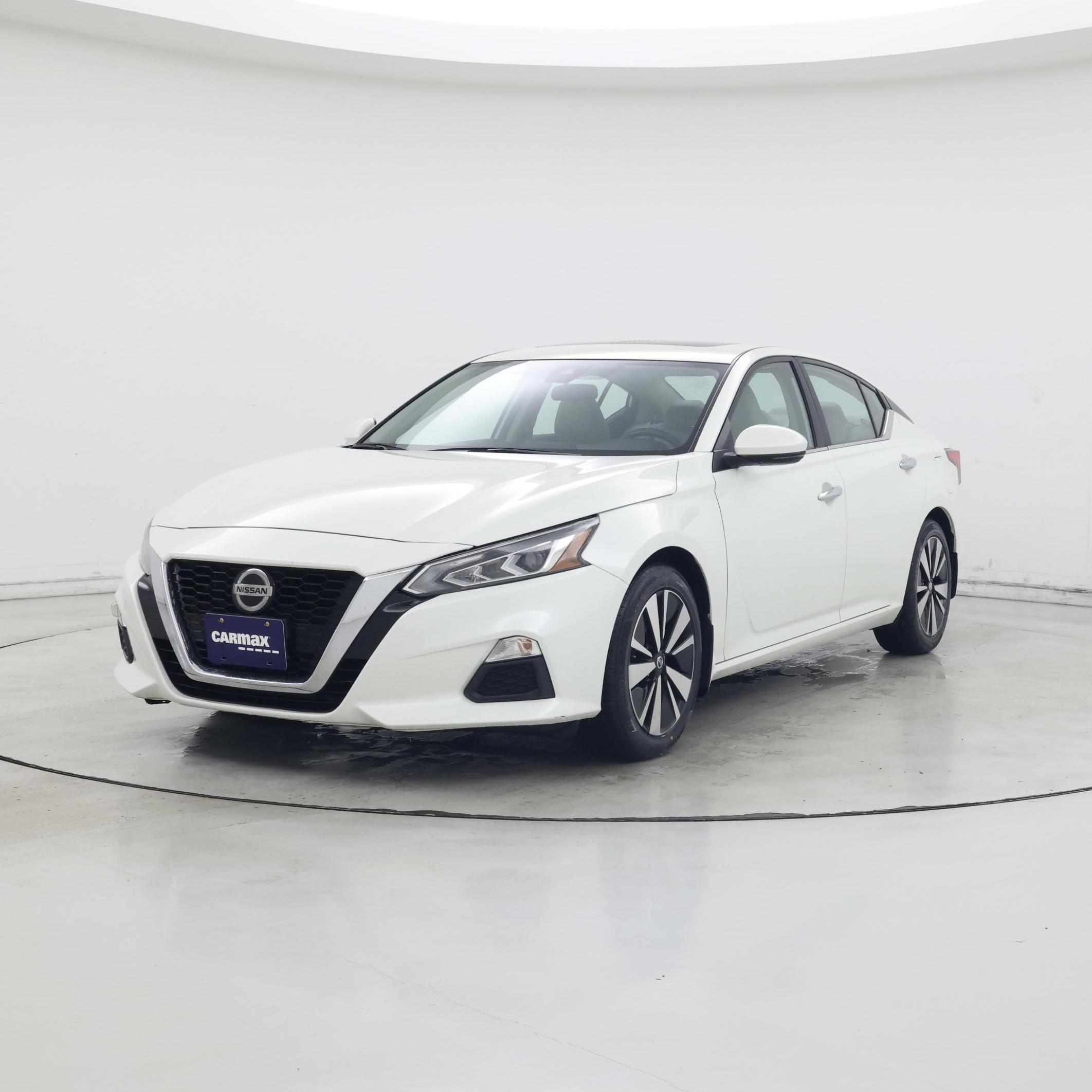 Thumbnail: 2022 Nissan Altima - 4