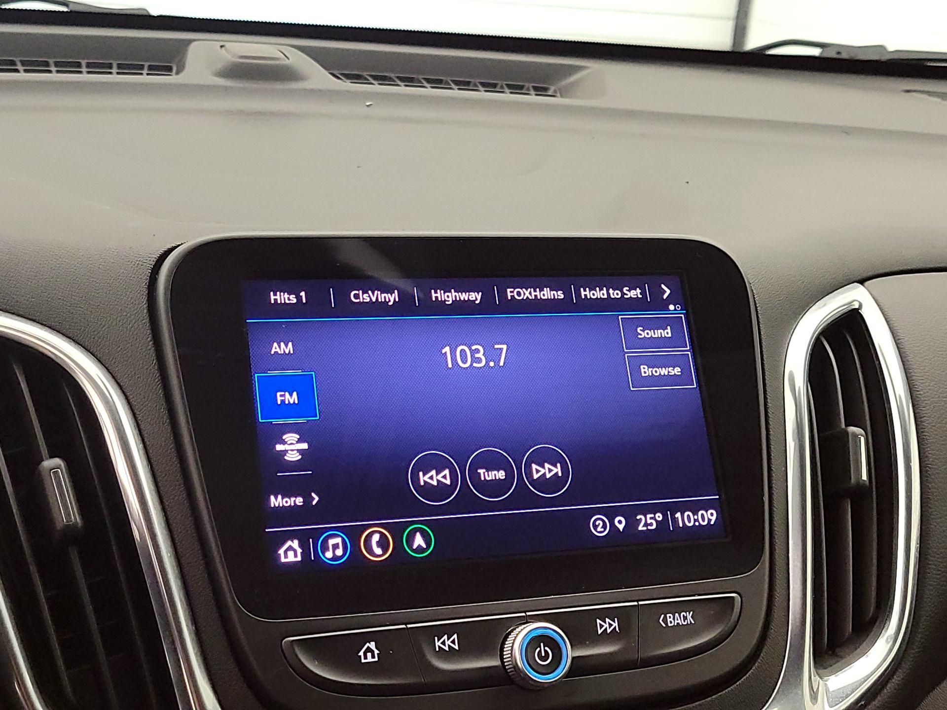 Thumbnail: 2022 Chevrolet Equinox - 15