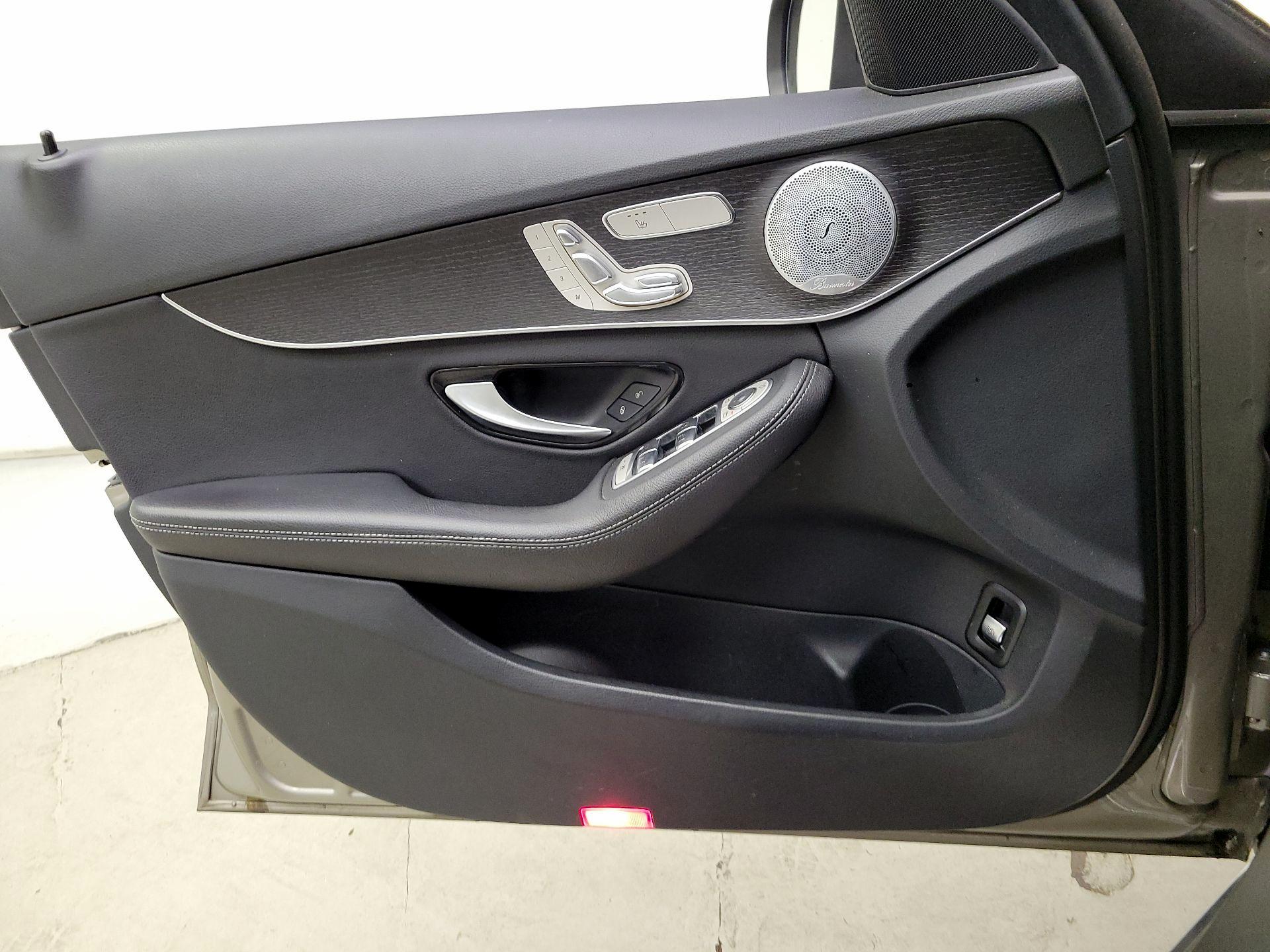 Thumbnail: 2021 Mercedes-Benz C-Class - 12