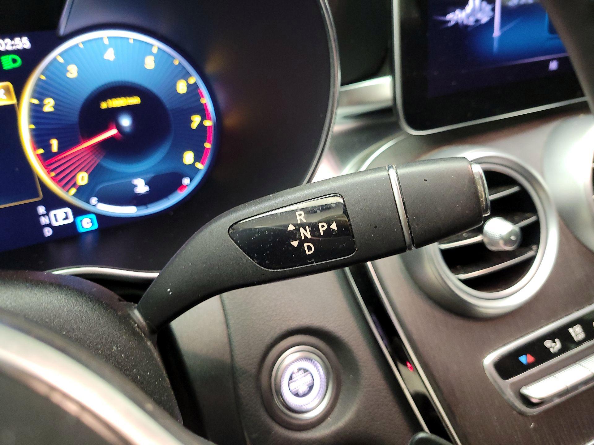 Thumbnail: 2021 Mercedes-Benz C-Class - 17