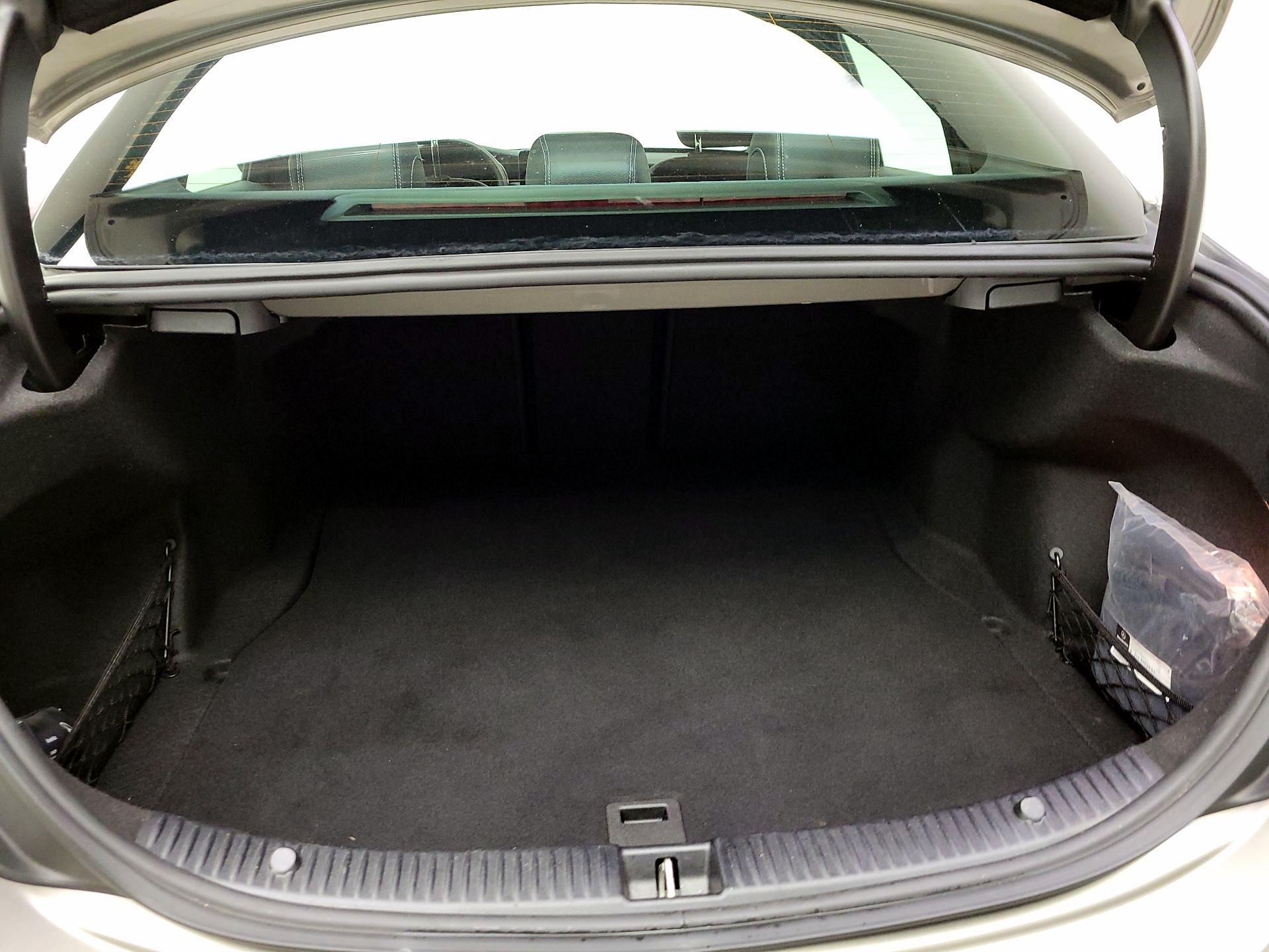 Thumbnail: 2021 Mercedes-Benz C-Class - 20