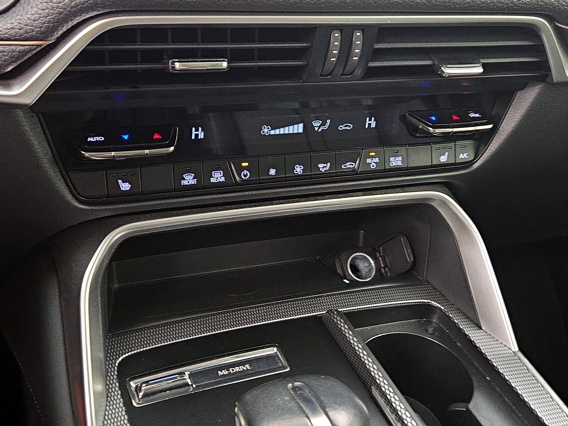 Thumbnail: 2025 Mazda CX-70 - 17