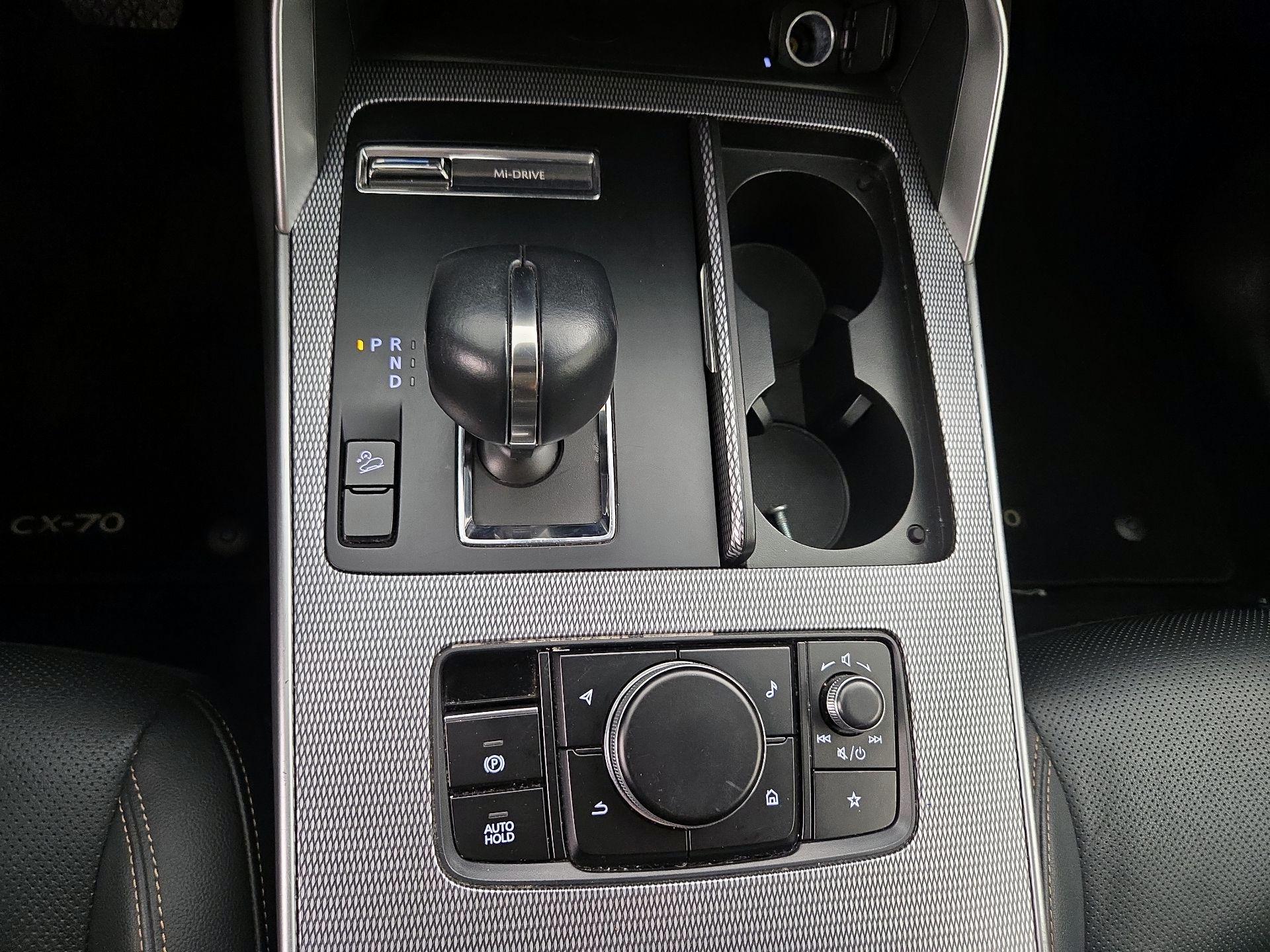 Thumbnail: 2025 Mazda CX-70 - 18