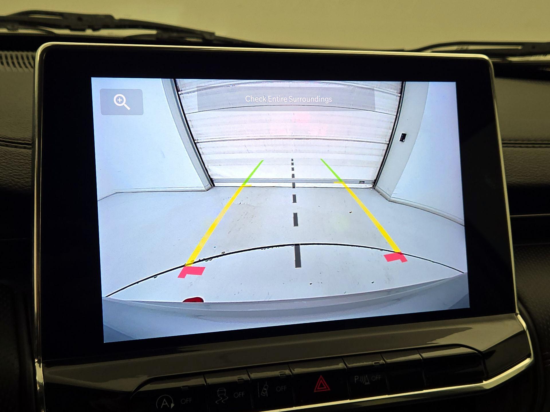 Thumbnail: 2022 Jeep Compass - 14