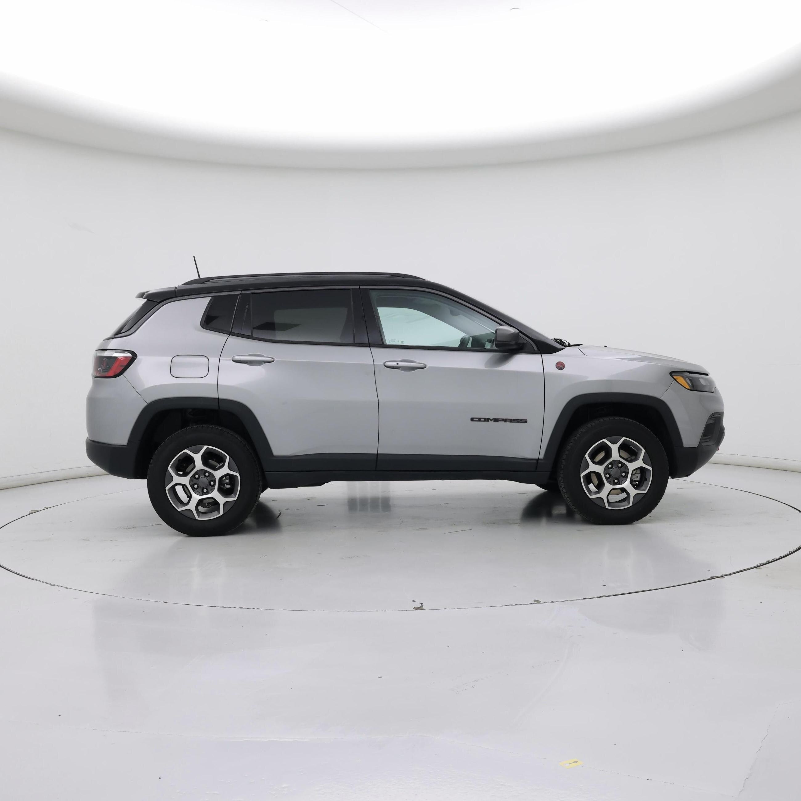 Thumbnail: 2022 Jeep Compass - 7
