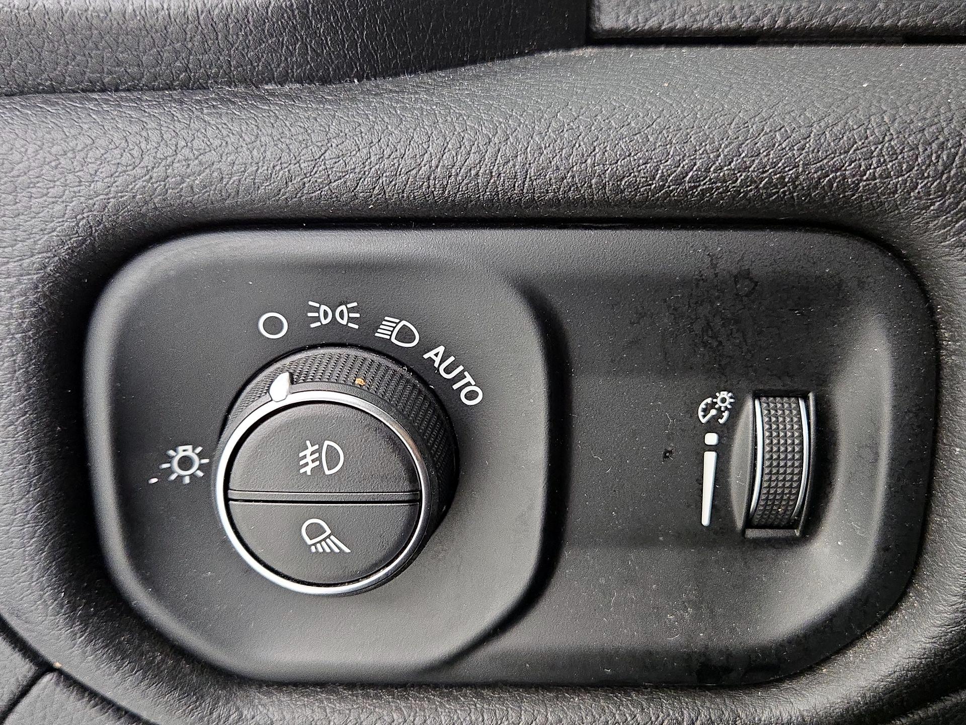 Thumbnail: 2023 RAM 1500 - 13