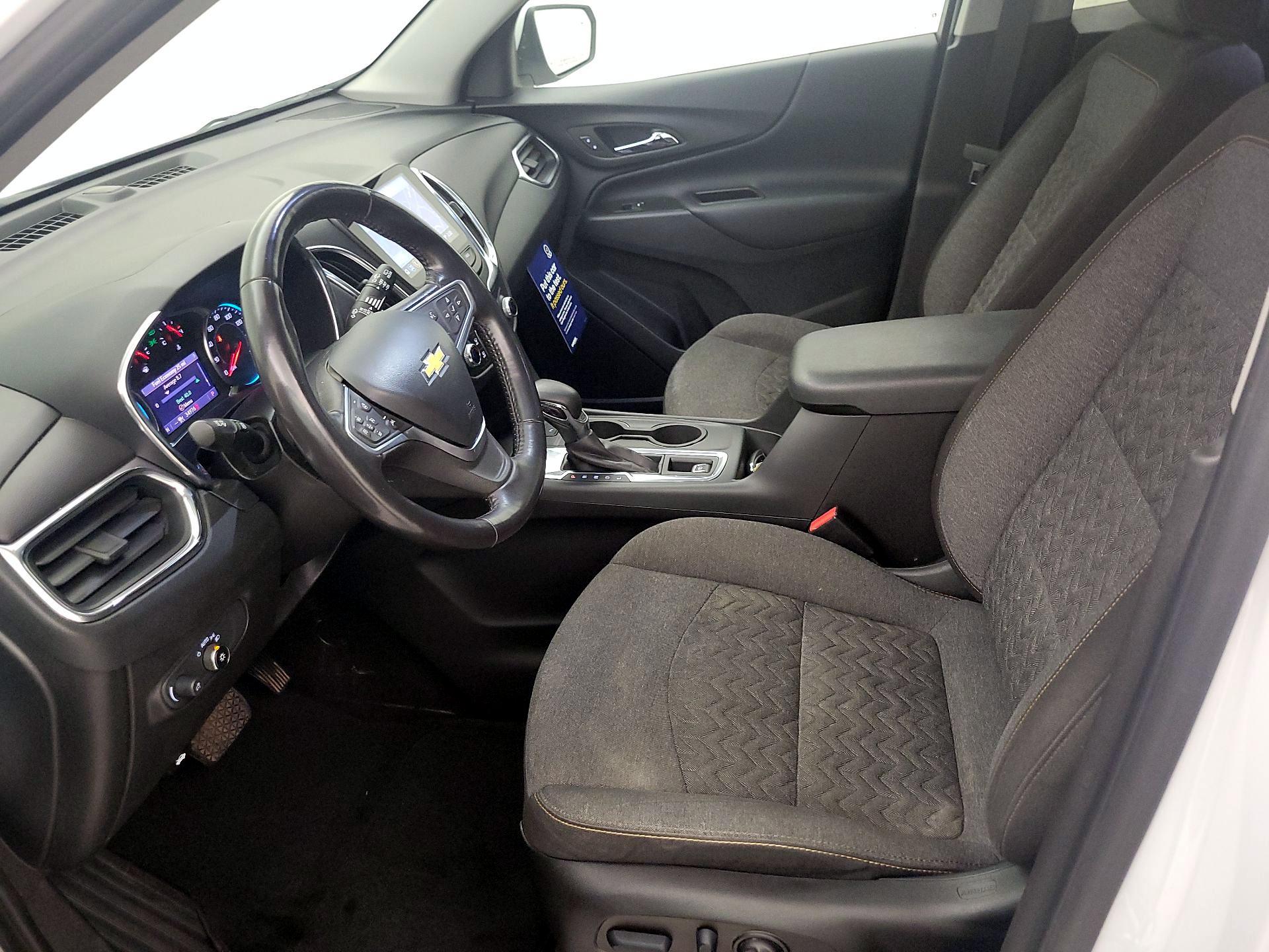 Thumbnail: 2022 Chevrolet Equinox - 11