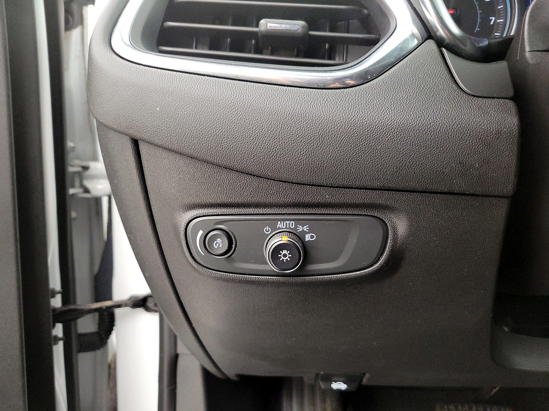 Thumbnail: 2023 Chevrolet Equinox - 13