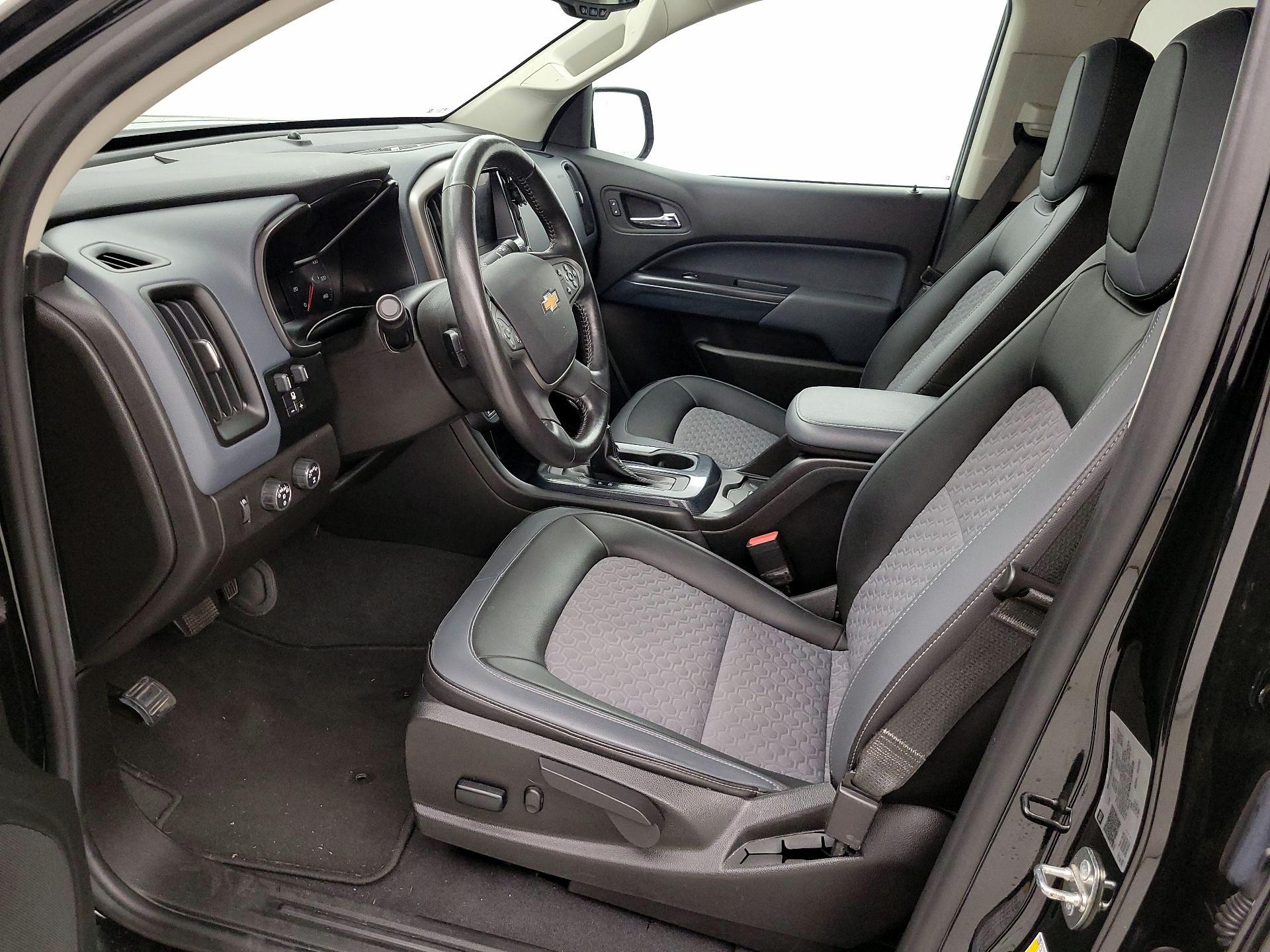 Thumbnail: 2022 Chevrolet Colorado - 11