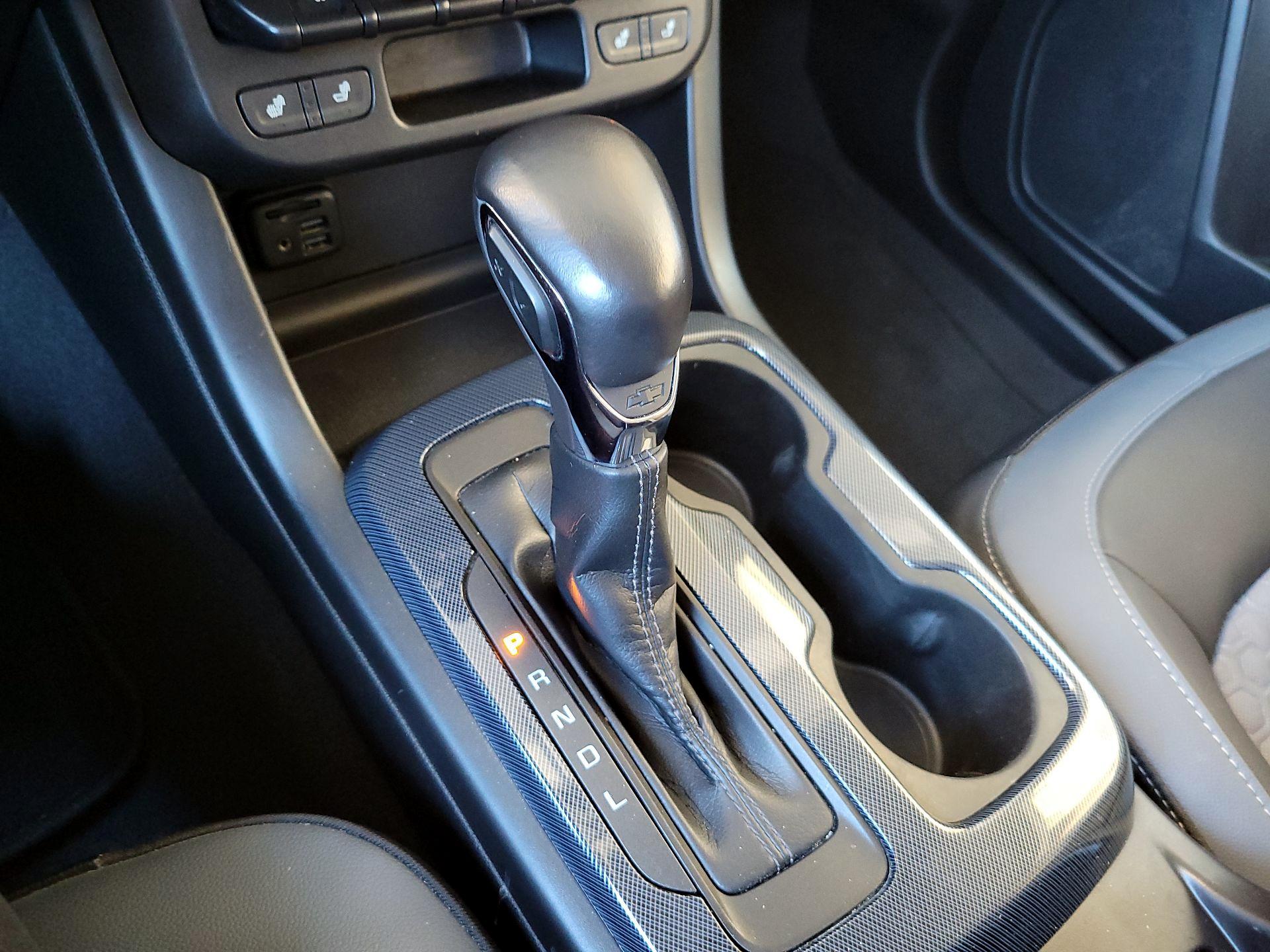 Thumbnail: 2022 Chevrolet Colorado - 18