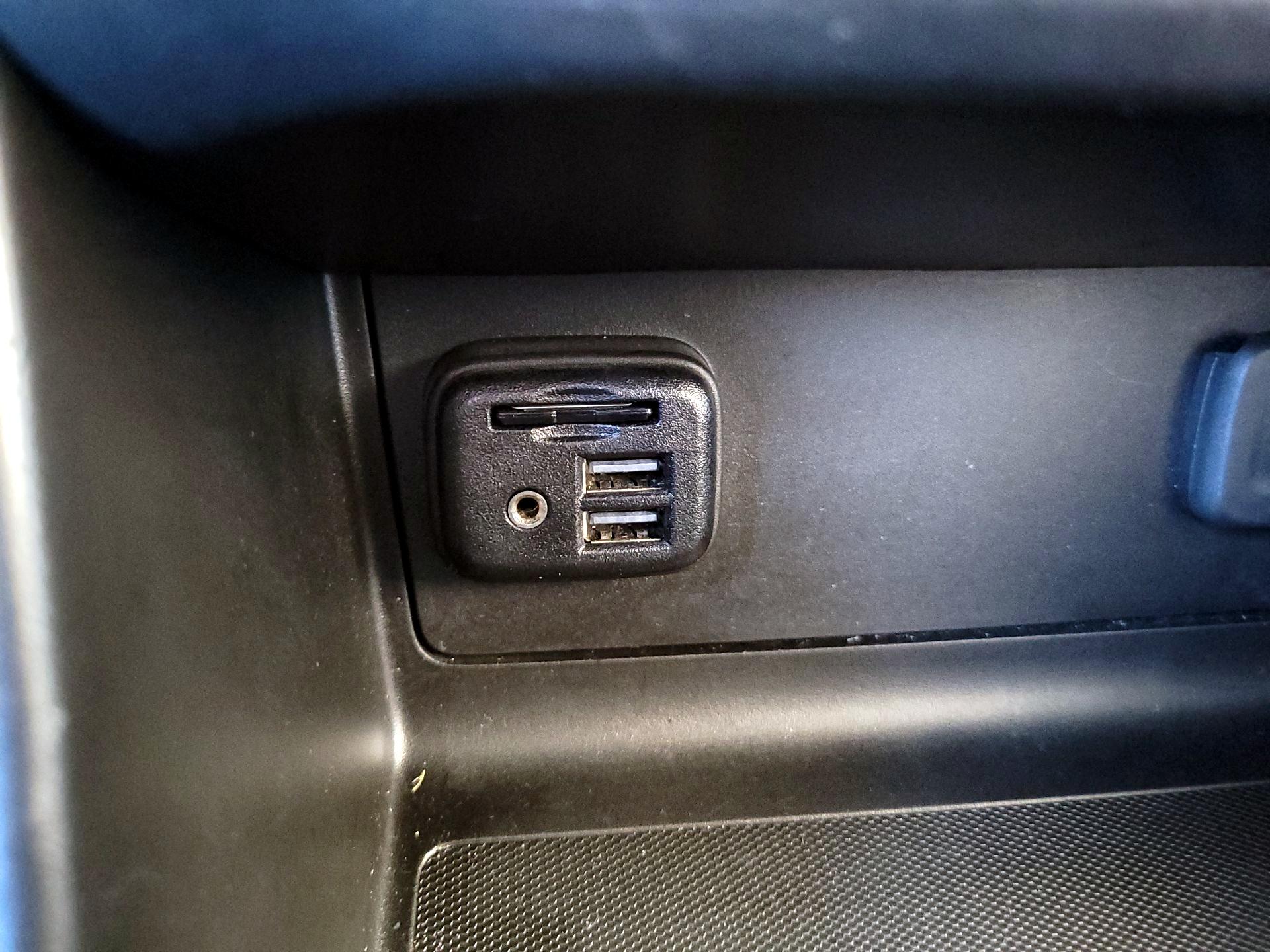 Thumbnail: 2022 Chevrolet Colorado - 19