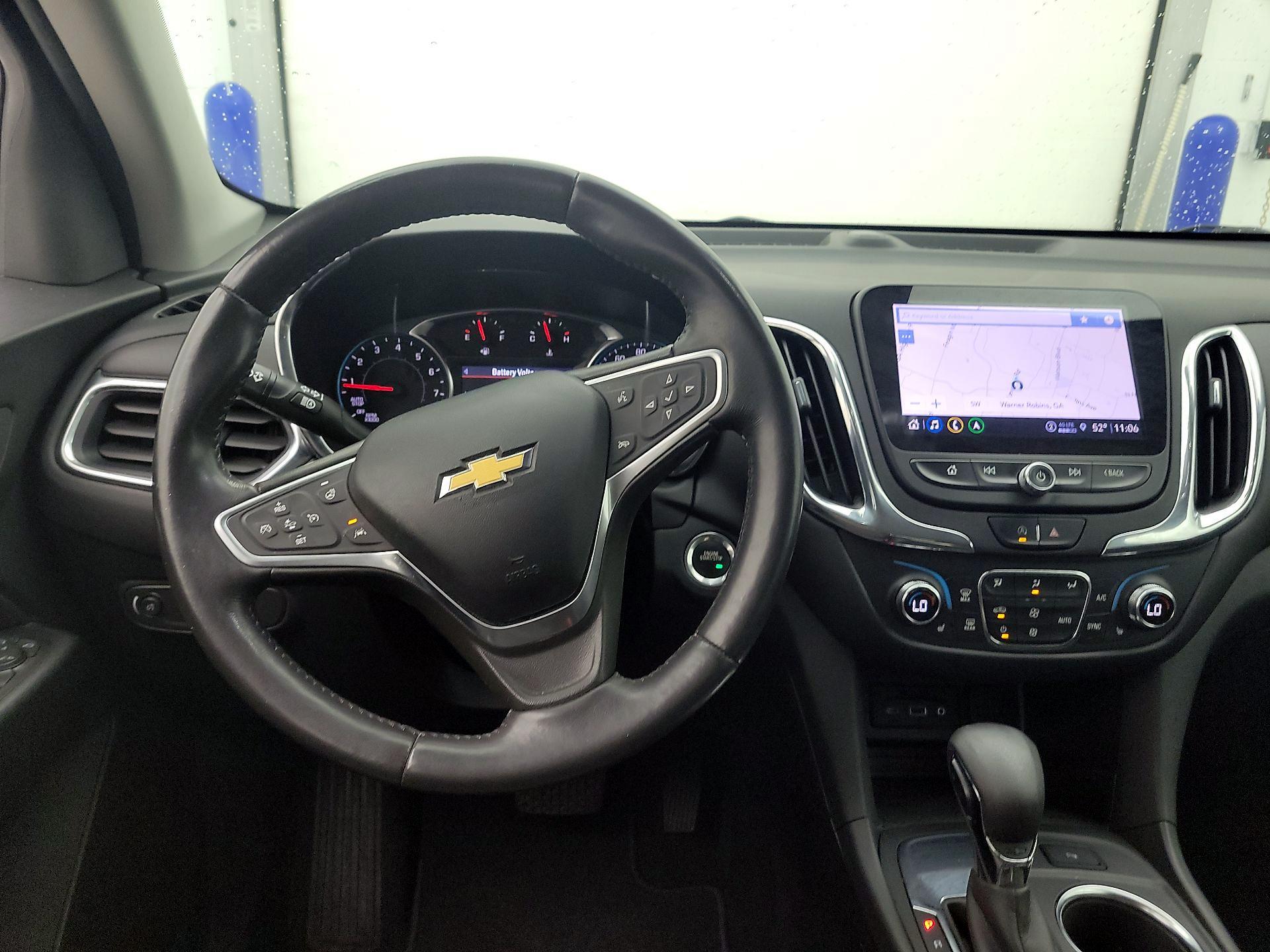 Thumbnail: 2022 Chevrolet Equinox - 10