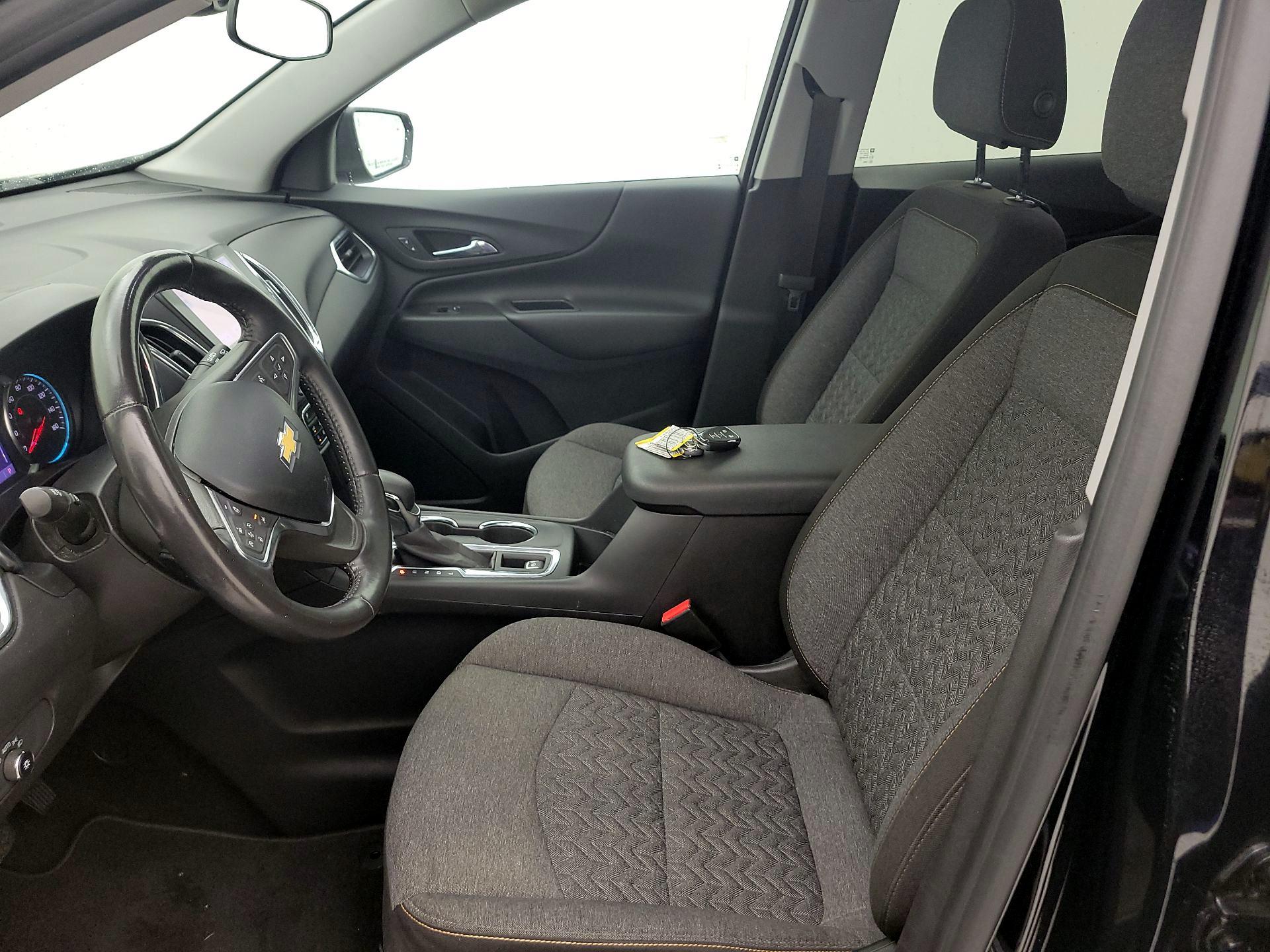 Thumbnail: 2022 Chevrolet Equinox - 11