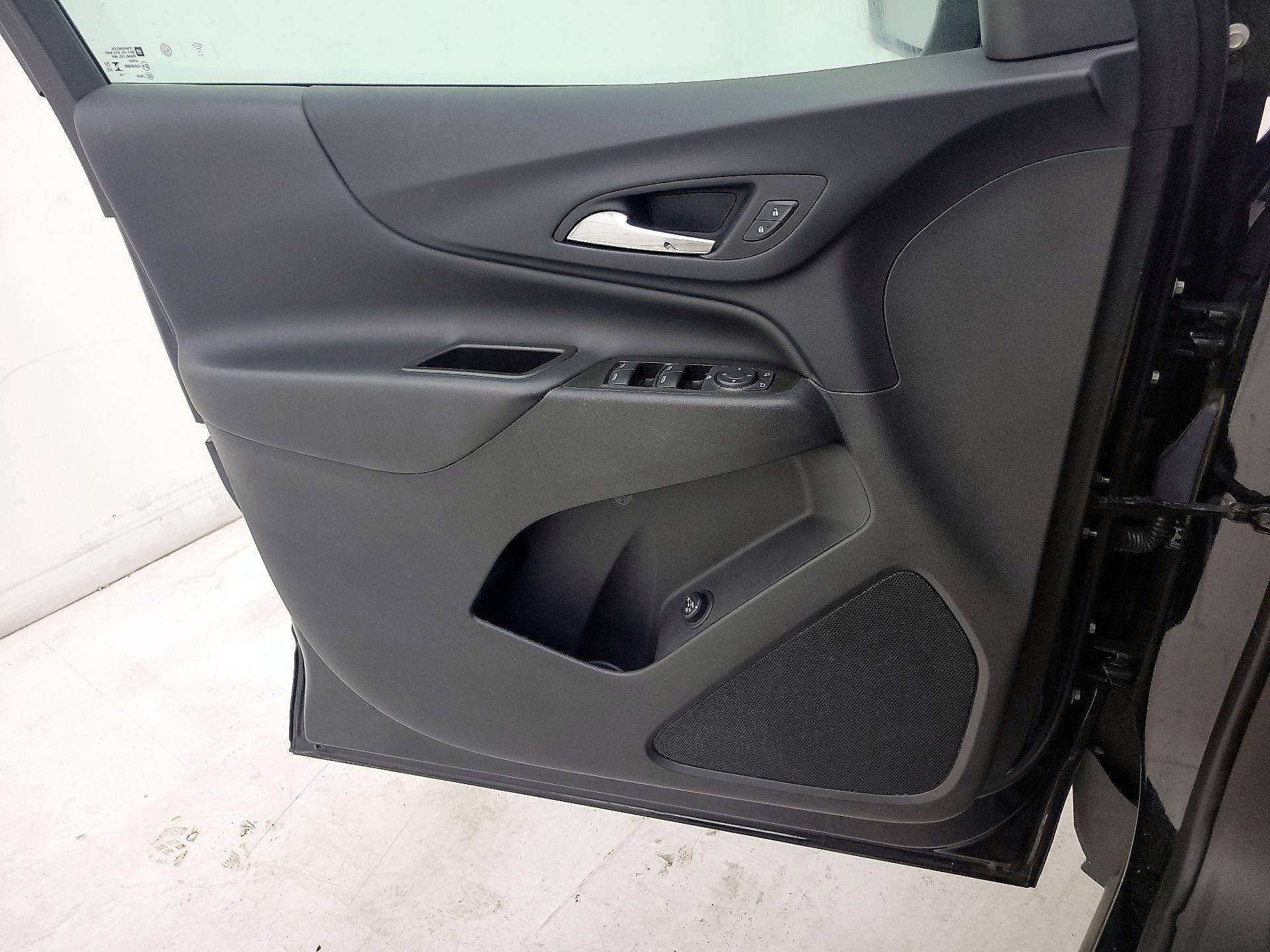 Thumbnail: 2023 Chevrolet Equinox - 12