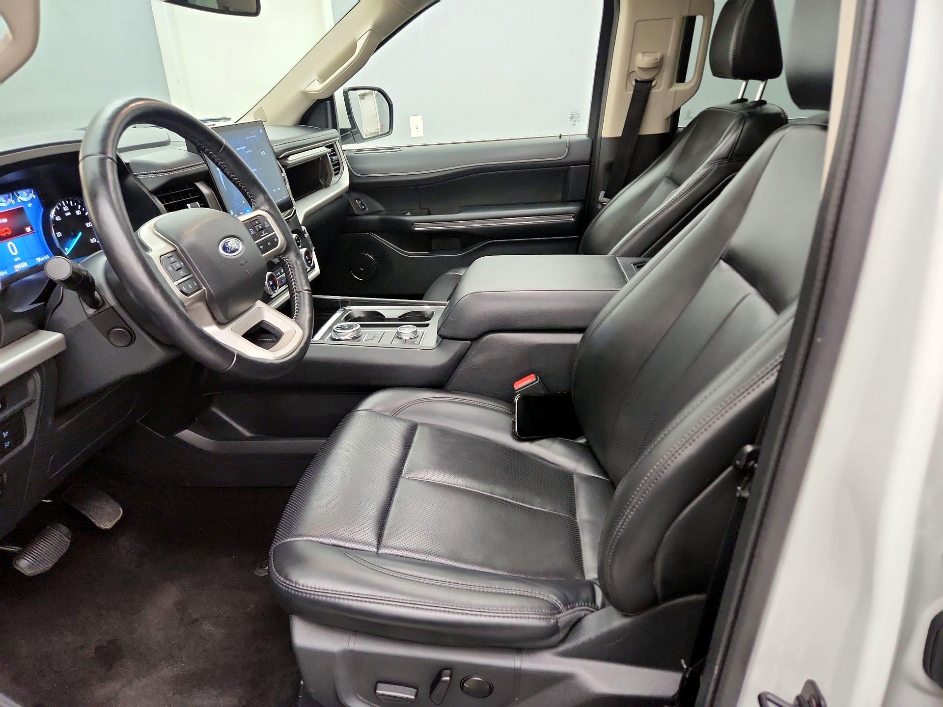 Thumbnail: 2022 Ford Expedition - 11